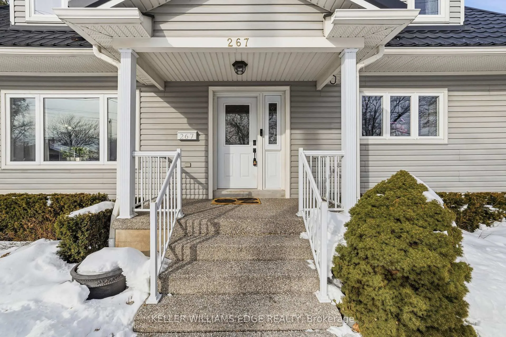 Photo 3 of 267 Hampton Heath Road, Burlington, Appleby — HOMEH