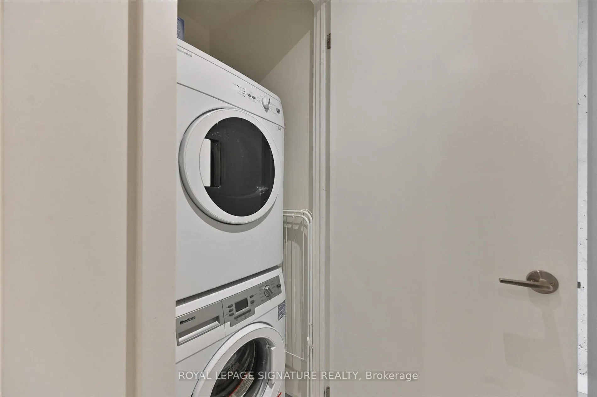 Photo 21 of Unit 207, 246 Logan Avenue, Toronto, South Riverdale — HOMEH
