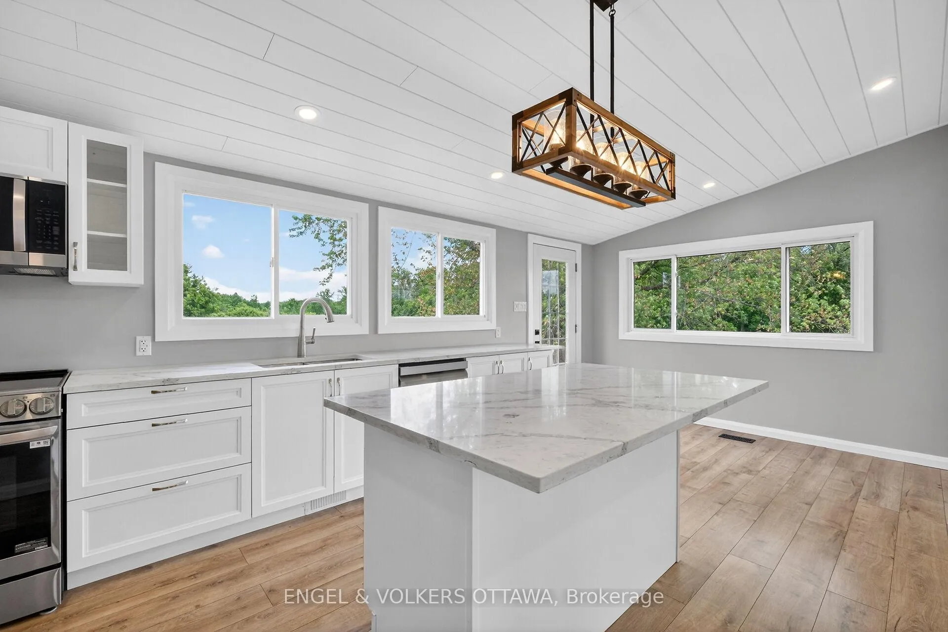 Photo 12 of 2234 Upper Dwyer Hill Road, Ottawa, Huntley Ward (North West) — HOMEH