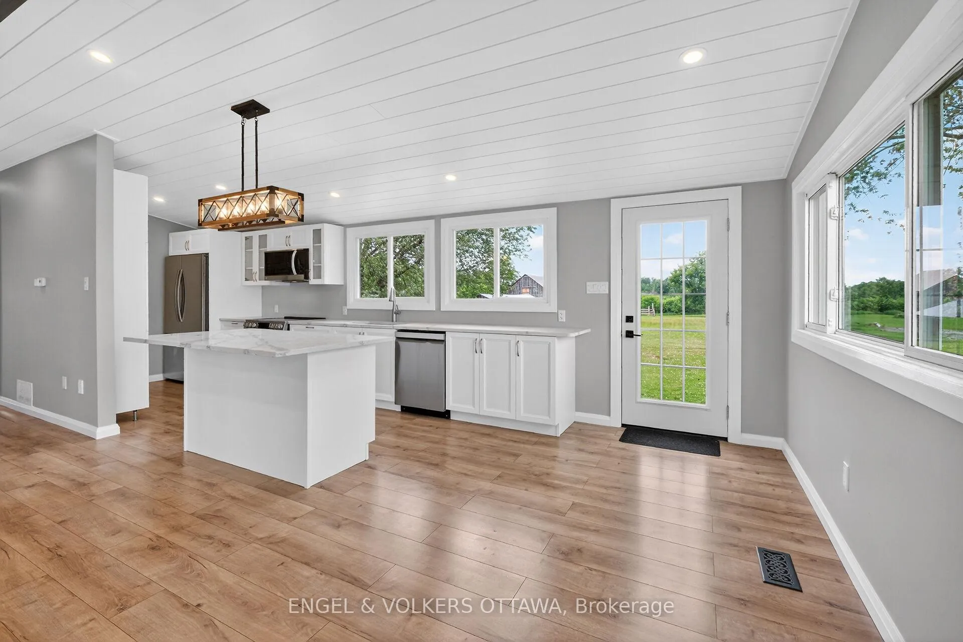 Photo 13 of 2234 Upper Dwyer Hill Road, Ottawa, Huntley Ward (North West) — HOMEH