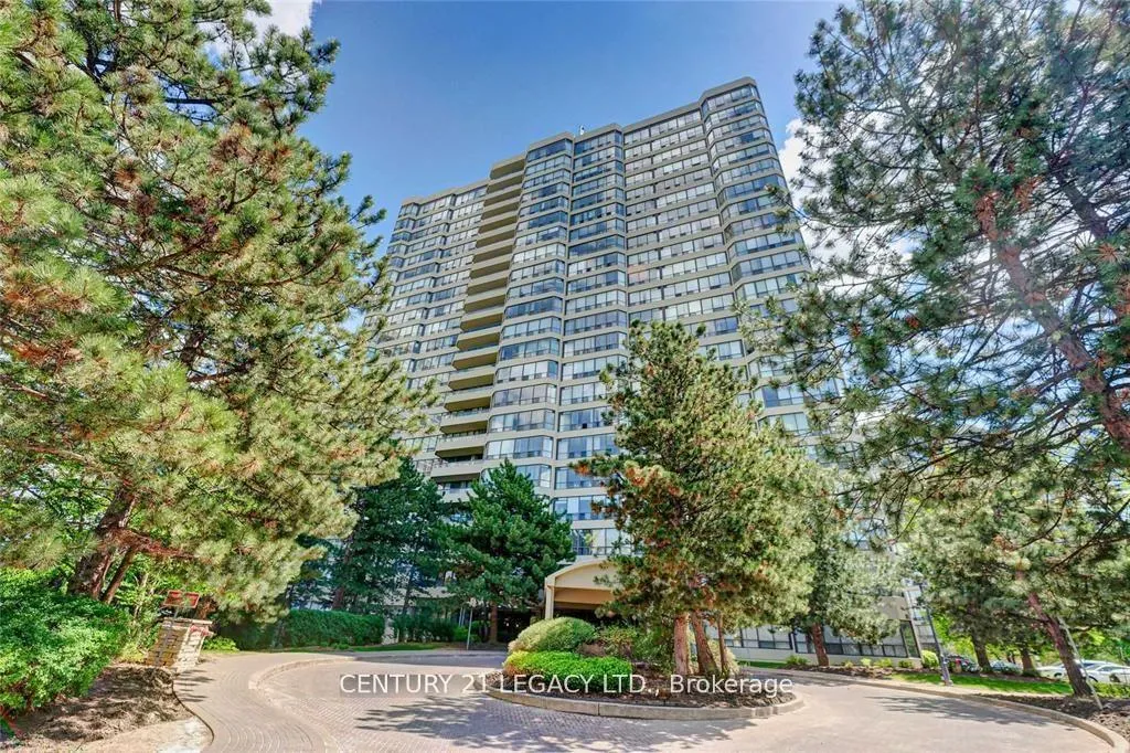 Front of Unit 408, 24 Hanover Road