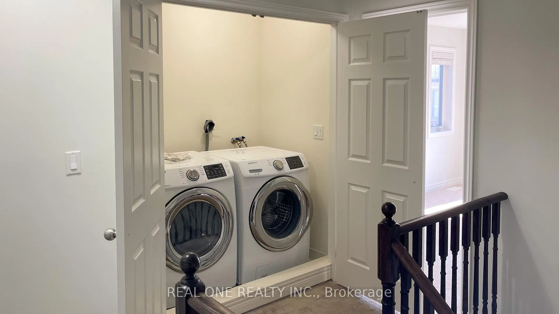 Photo 7 of 3849 Tufgar Crescent, Burlington, Alton — HOMEH