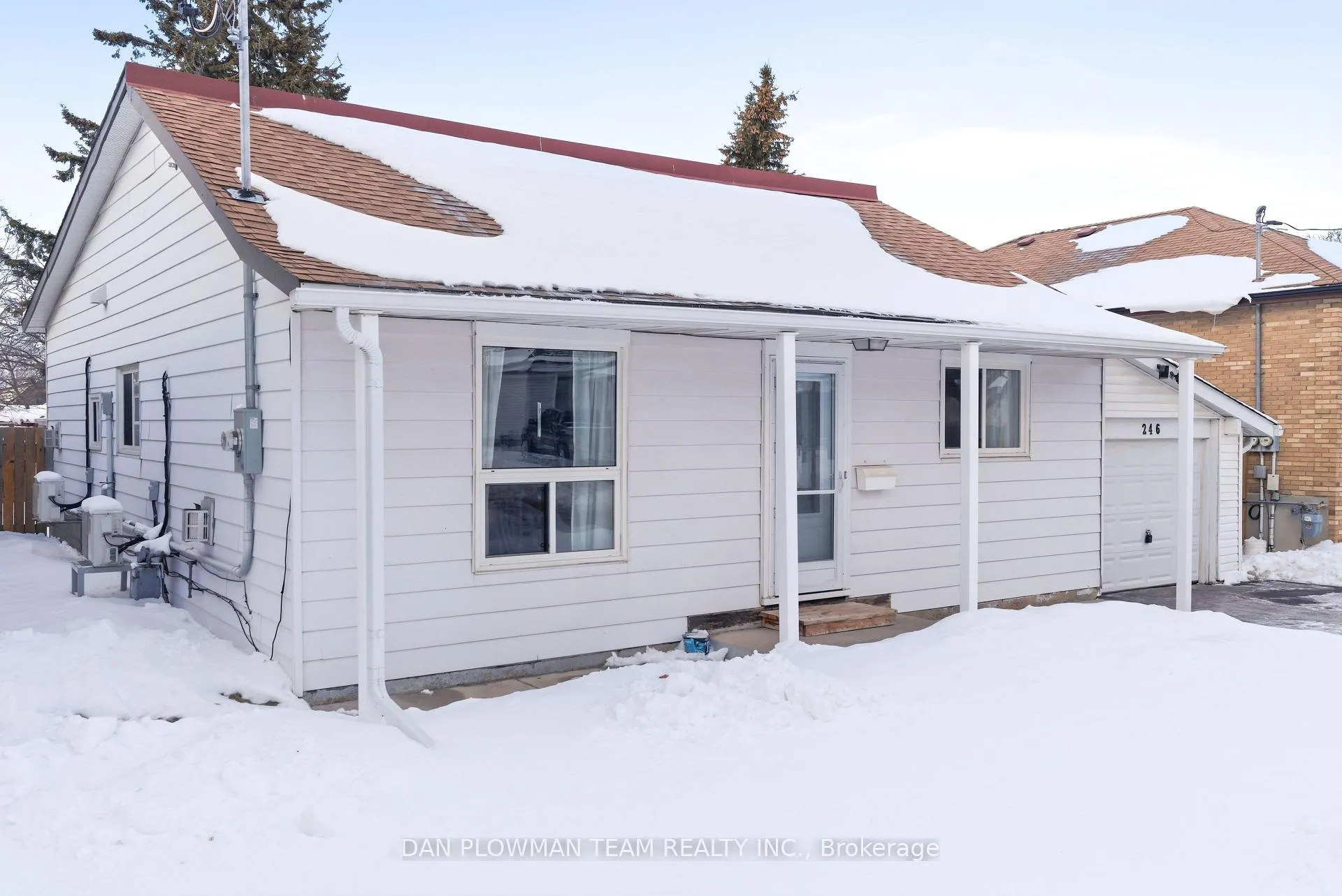 Photo 2 of 246 Conant Street, Oshawa, Lakeview — HOMEH