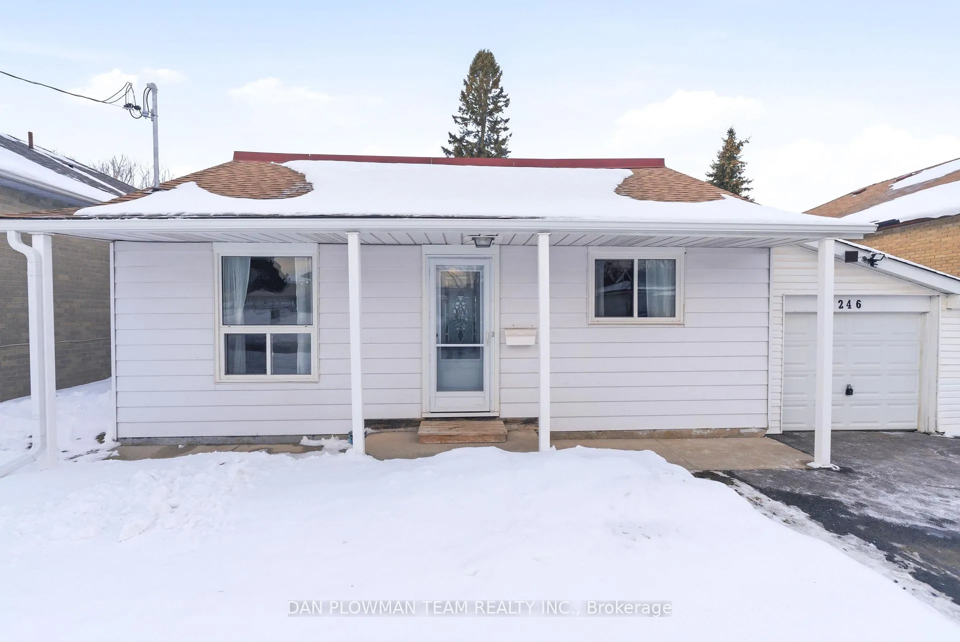 Photo 3 of 246 Conant Street, Oshawa, Lakeview — HOMEH