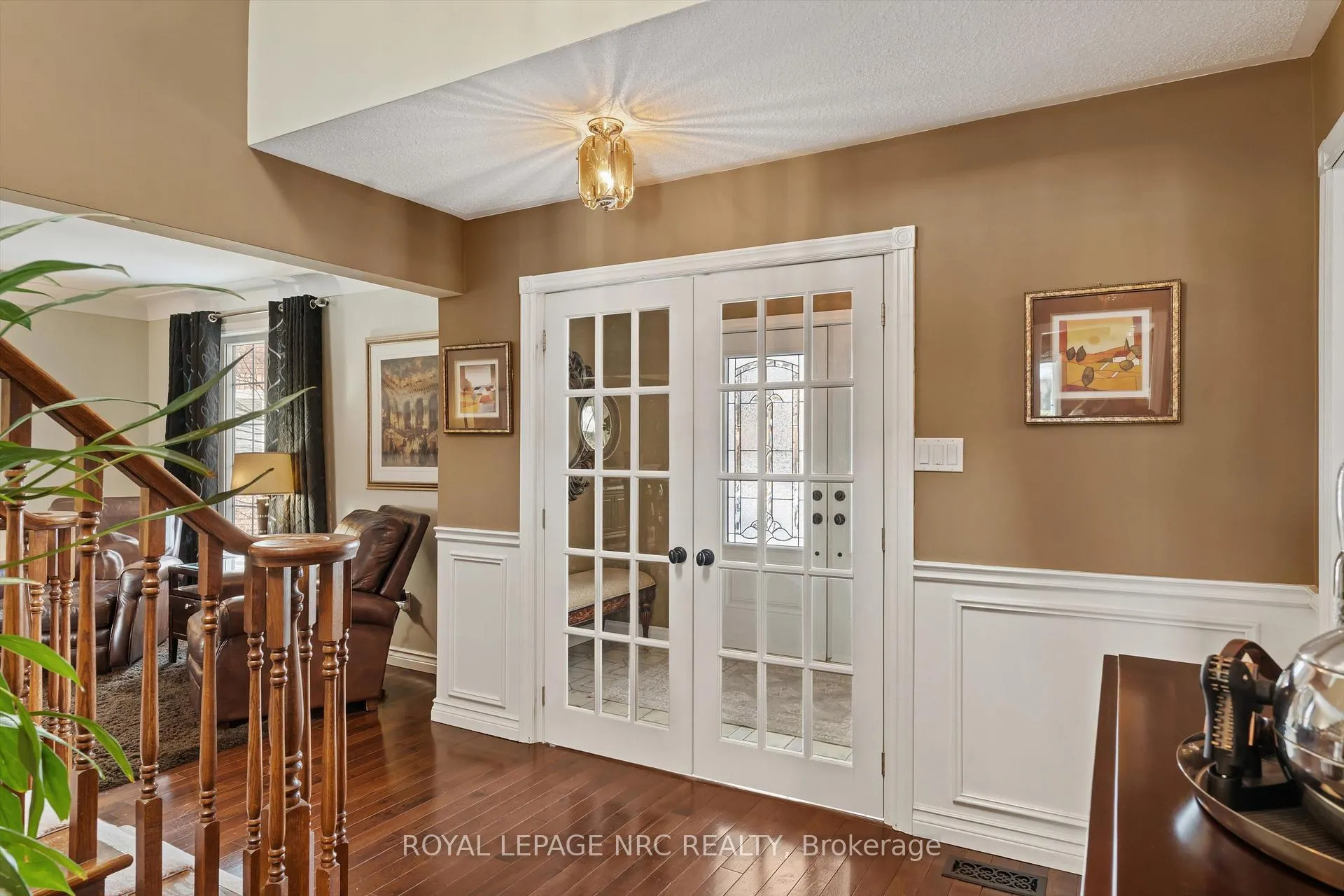 Photo 4 of 57 Elena Court, Hamilton, Gurnett — HOMEH
