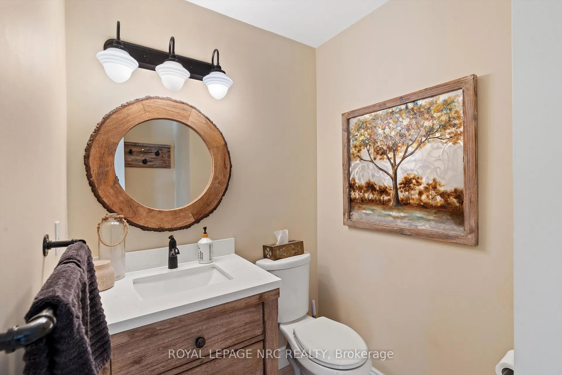 Photo 19 of 57 Elena Court, Hamilton, Gurnett — HOMEH