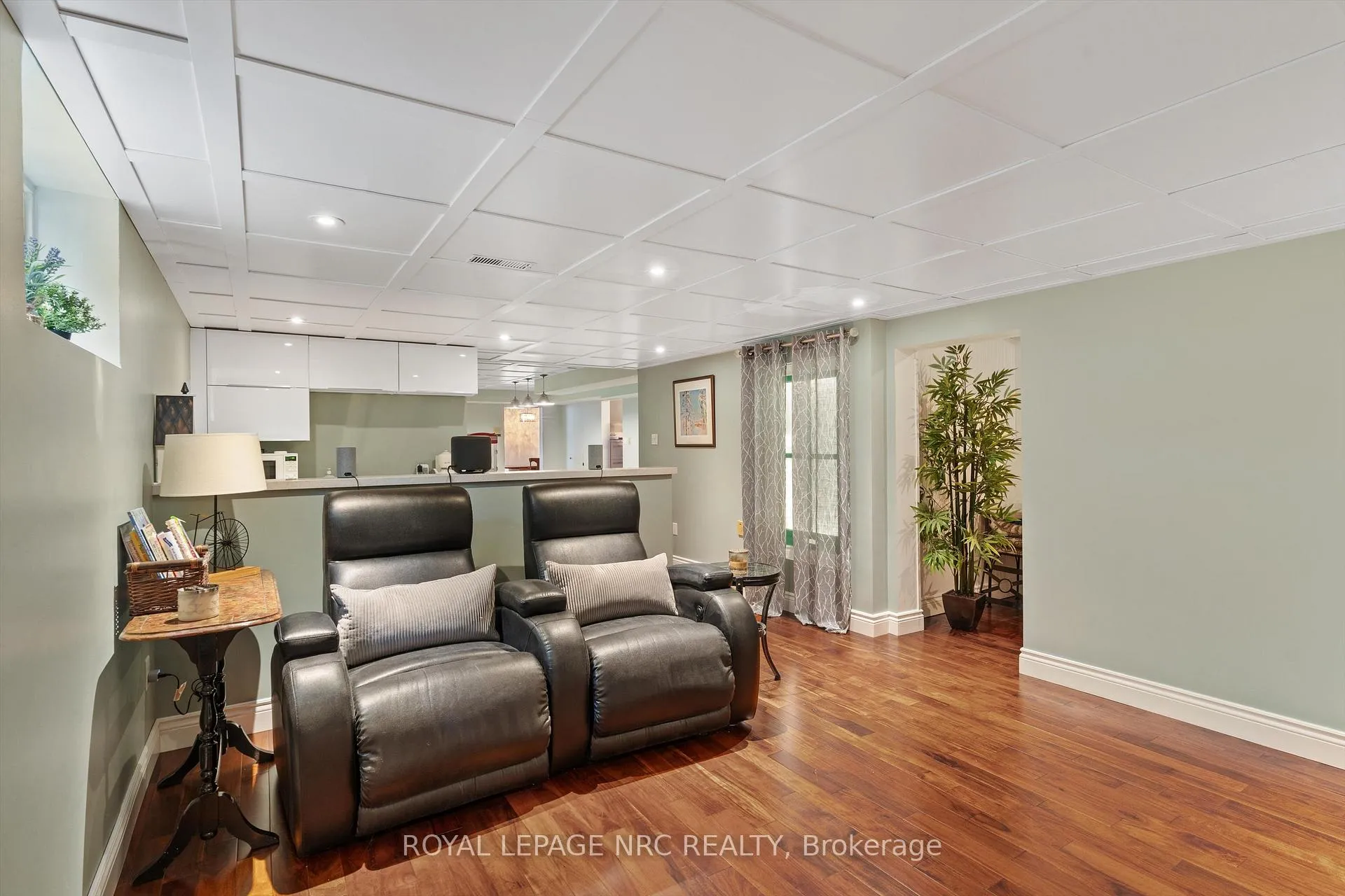 Photo 38 of 57 Elena Court, Hamilton, Gurnett — HOMEH