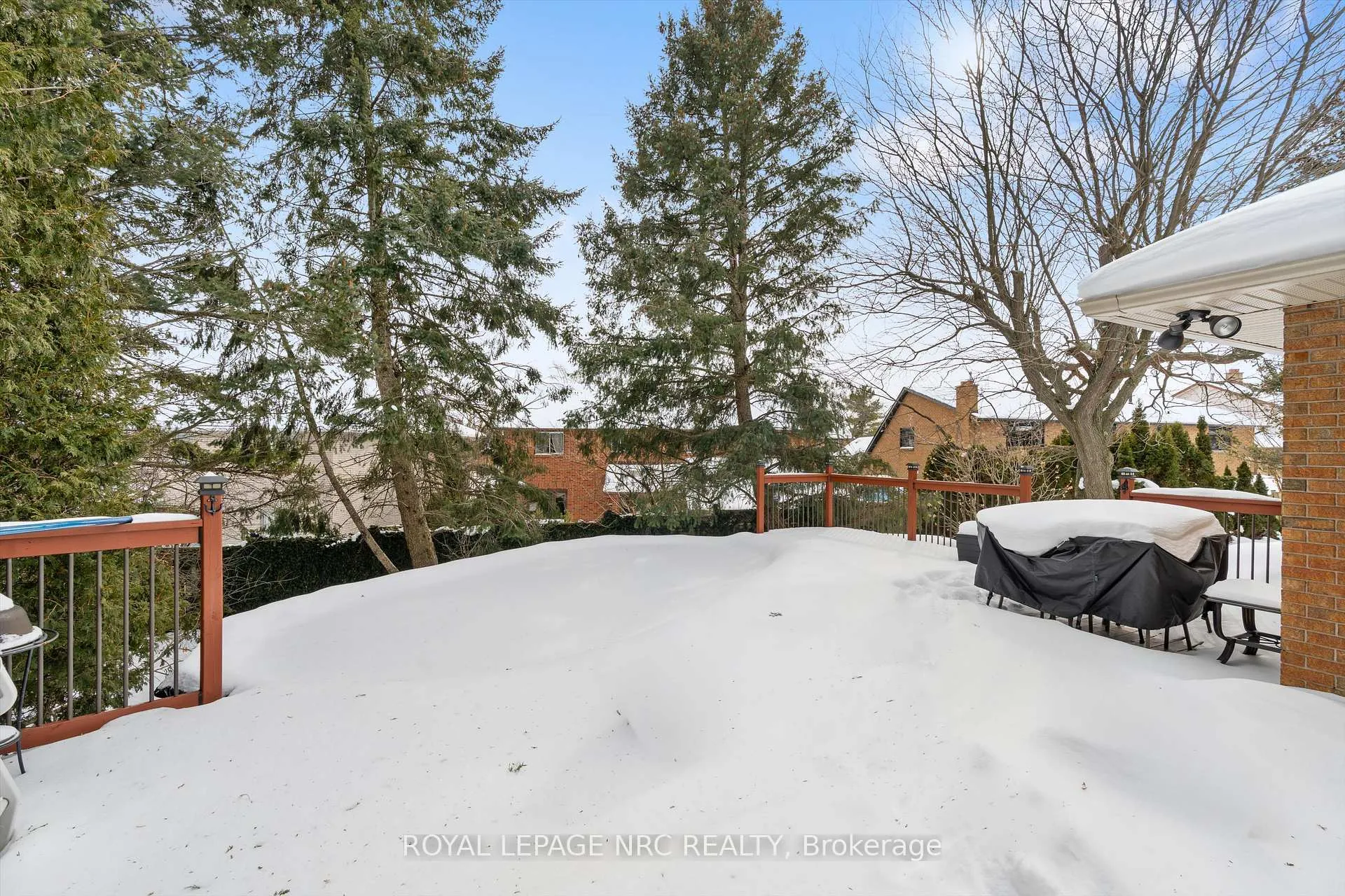 Photo 44 of 57 Elena Court, Hamilton, Gurnett — HOMEH