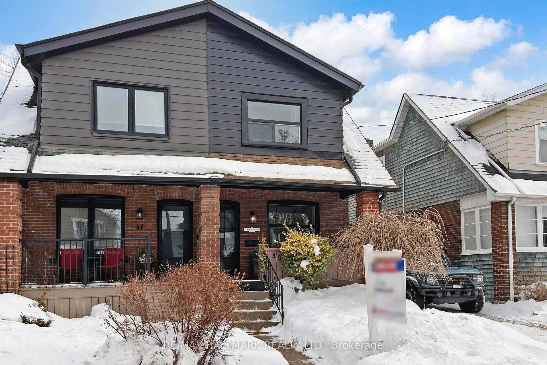 Photo 3 of 39 Hiltz Avenue, Toronto, South Riverdale — HOMEH
