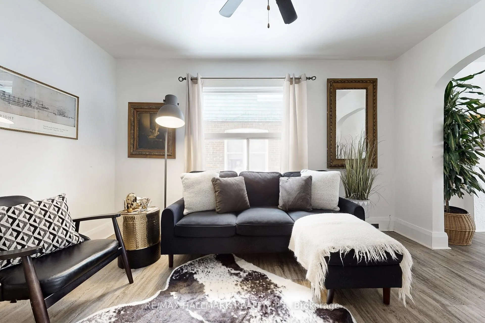 Photo 6 of 39 Hiltz Avenue, Toronto, South Riverdale — HOMEH