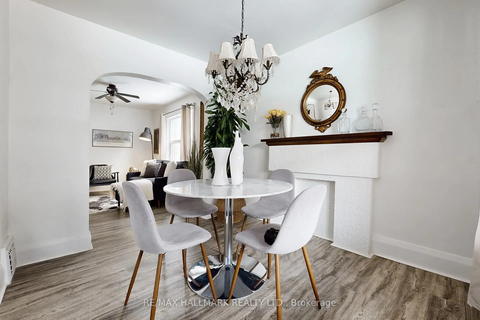 Photo 11 of 39 Hiltz Avenue, Toronto, South Riverdale — HOMEH