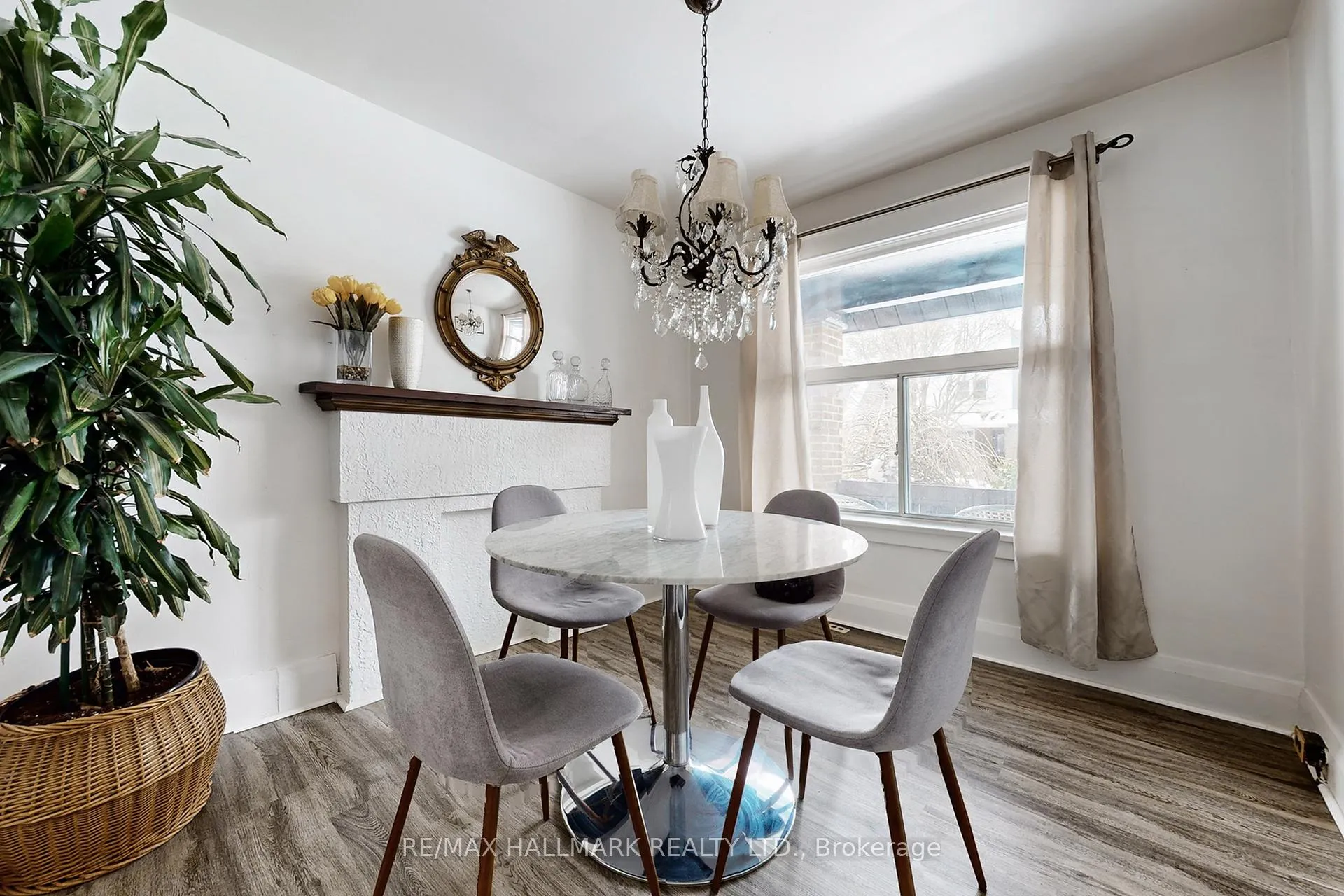 Photo 12 of 39 Hiltz Avenue, Toronto, South Riverdale — HOMEH
