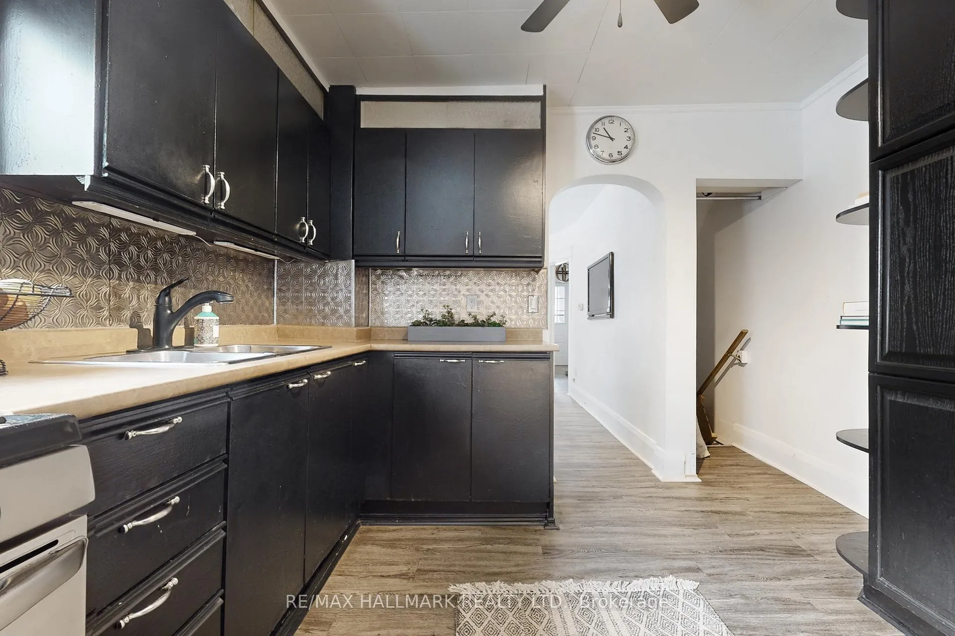Photo 15 of 39 Hiltz Avenue, Toronto, South Riverdale — HOMEH