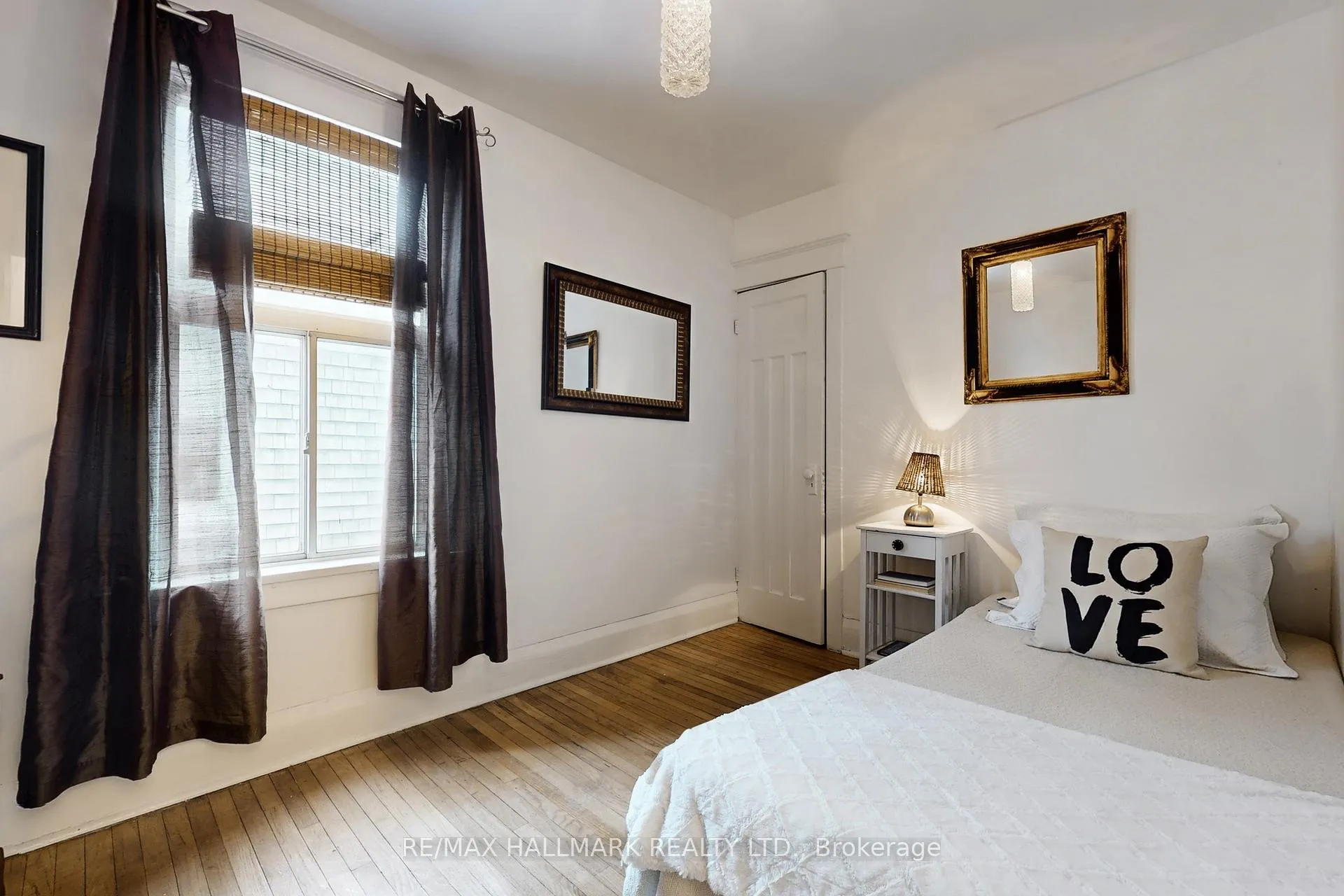 Photo 24 of 39 Hiltz Avenue, Toronto, South Riverdale — HOMEH