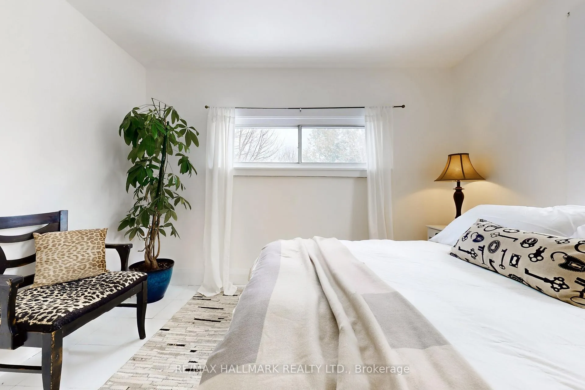 Photo 28 of 39 Hiltz Avenue, Toronto, South Riverdale — HOMEH