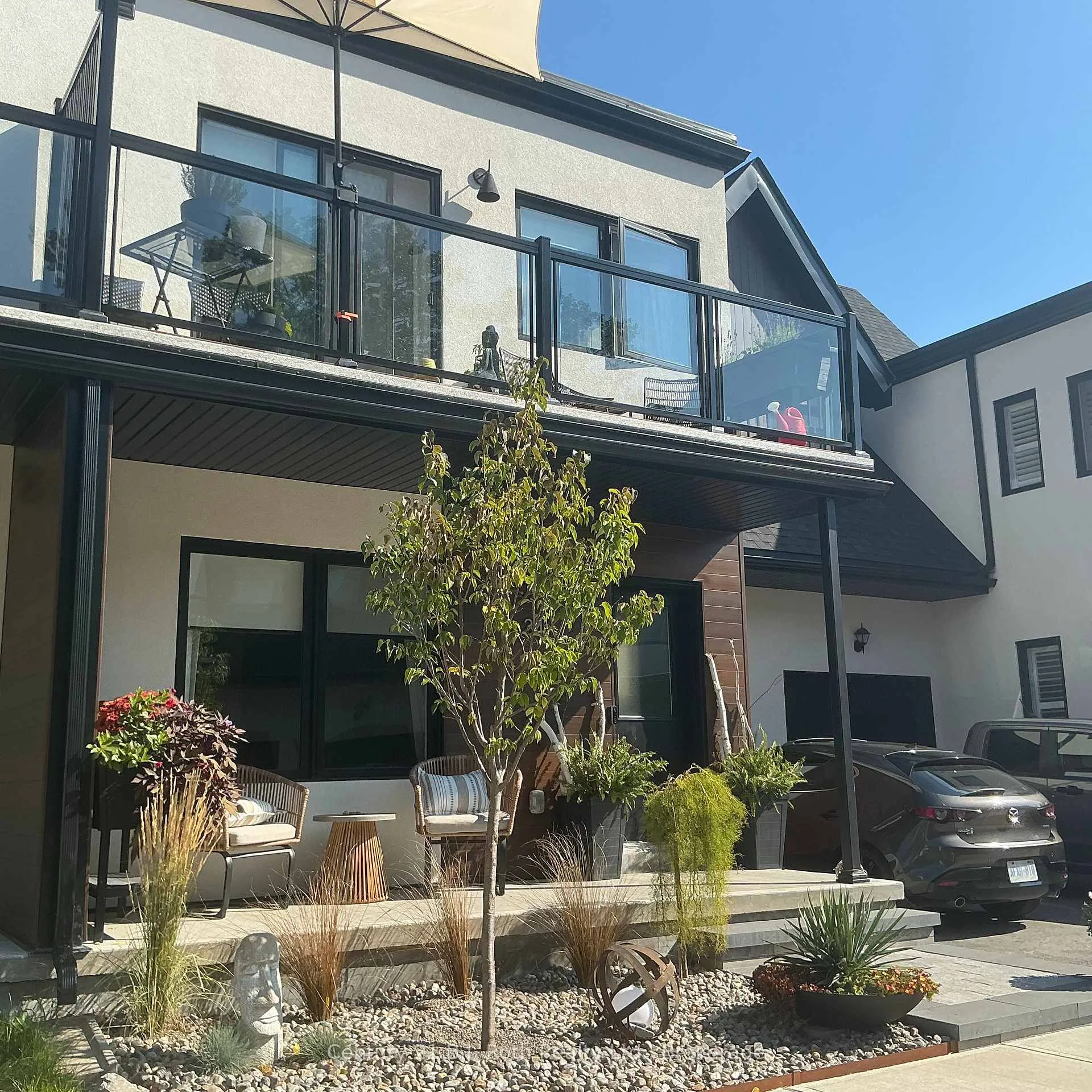 Photo 1 of 34 Ruby Crescent, Orillia — HOMEH