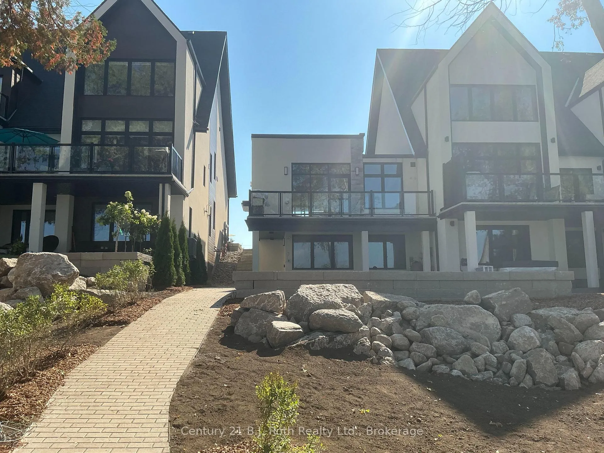 Photo 48 of 34 Ruby Crescent, Orillia — HOMEH