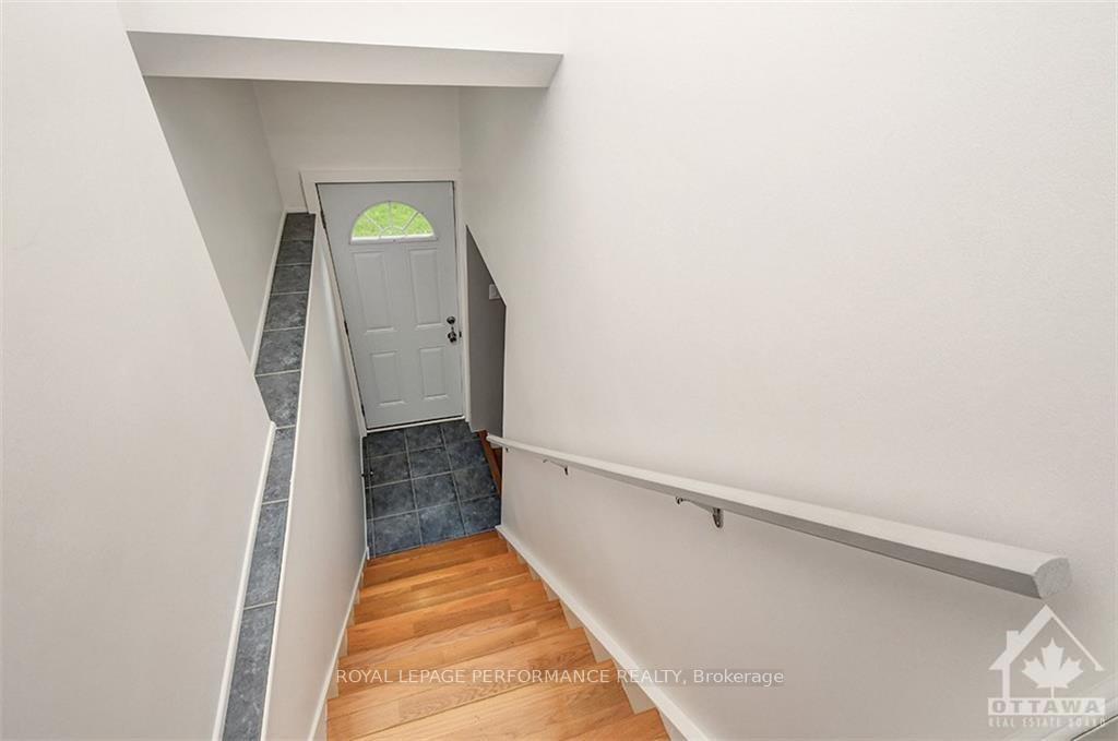 Photo 17 of 114 Lotta Avenue, Ottawa, Meadowlands/St. Claire Gardens — HOMEH