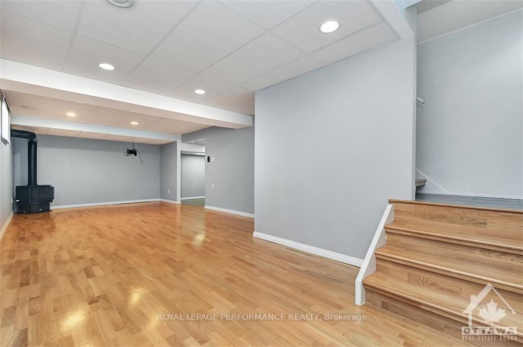 Photo 18 of 114 Lotta Avenue, Ottawa, Meadowlands/St. Claire Gardens — HOMEH
