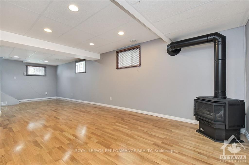 Photo 20 of 114 Lotta Avenue, Ottawa, Meadowlands/St. Claire Gardens — HOMEH