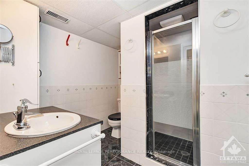 Photo 22 of 114 Lotta Avenue, Ottawa, Meadowlands/St. Claire Gardens — HOMEH