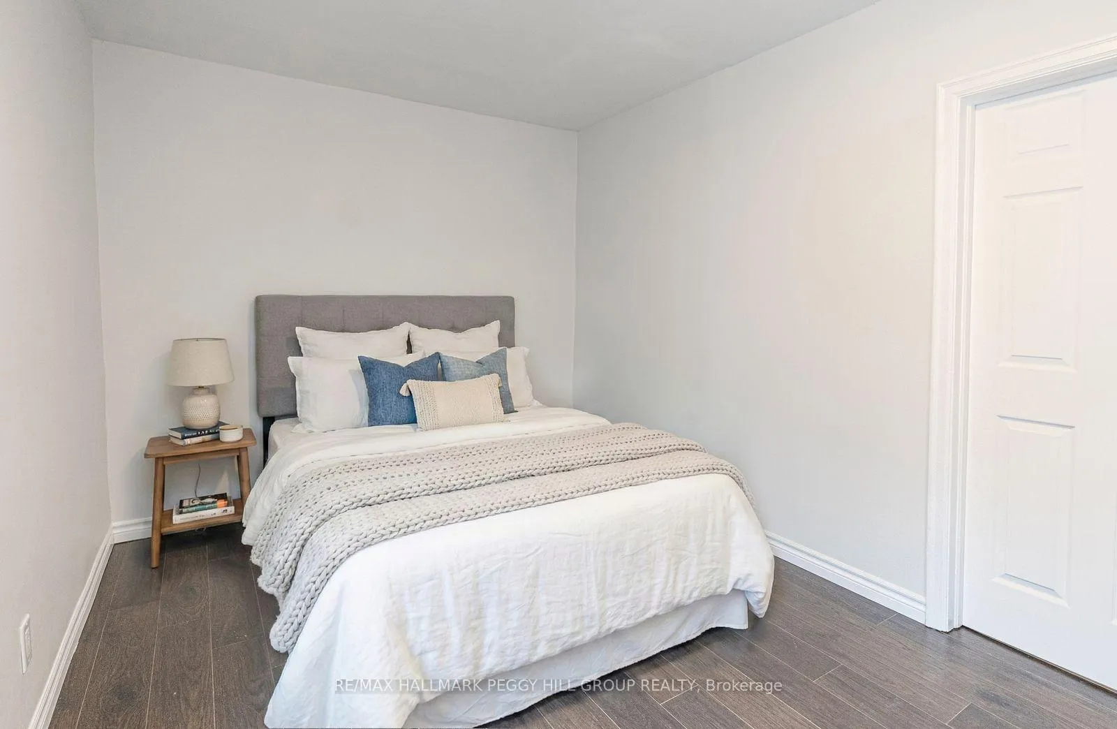 Photo 10 of 28 Matchedash Street N, Orillia — HOMEH