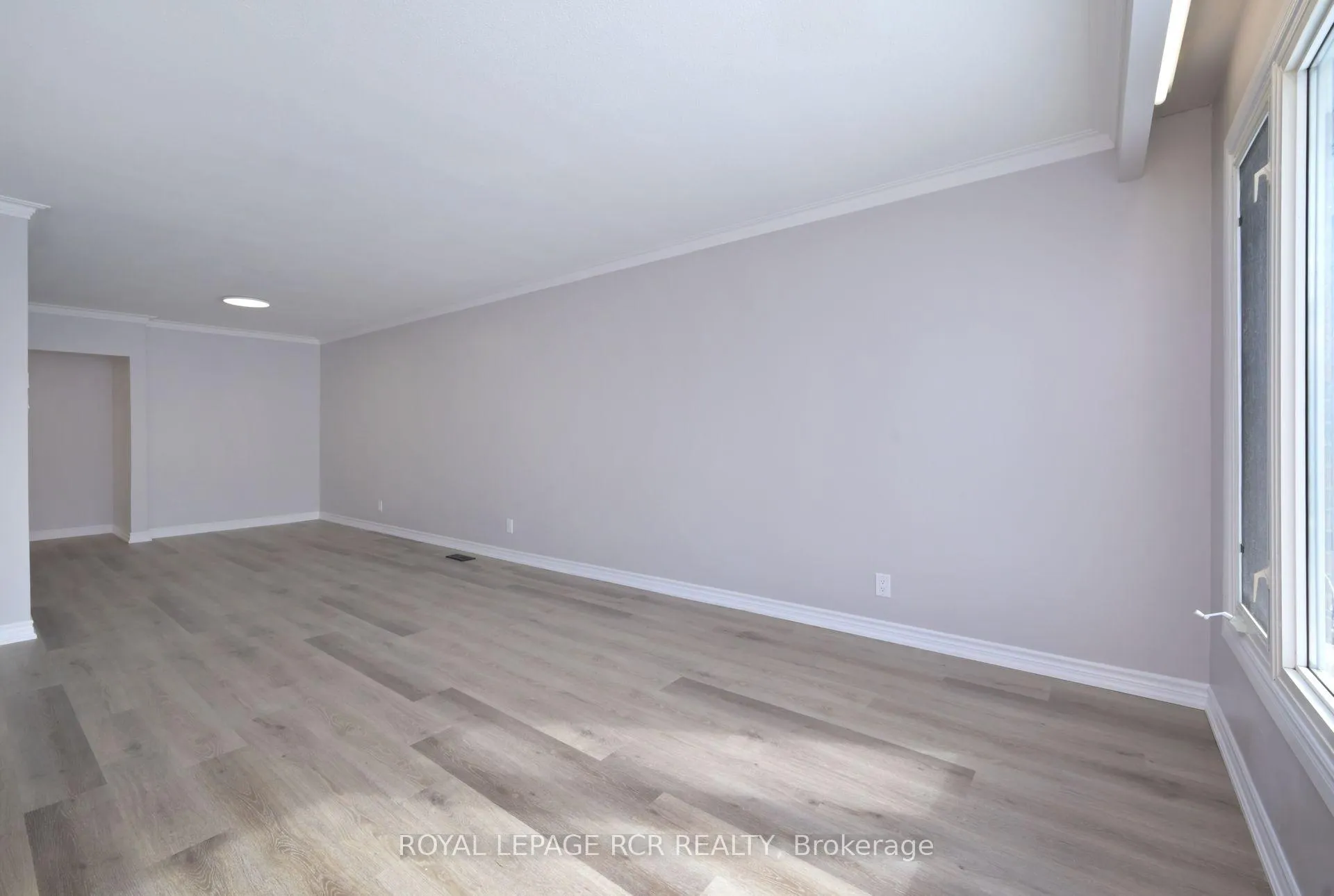 Photo 8 of 62 Nelson Street E, New Tecumseth, Alliston — HOMEH