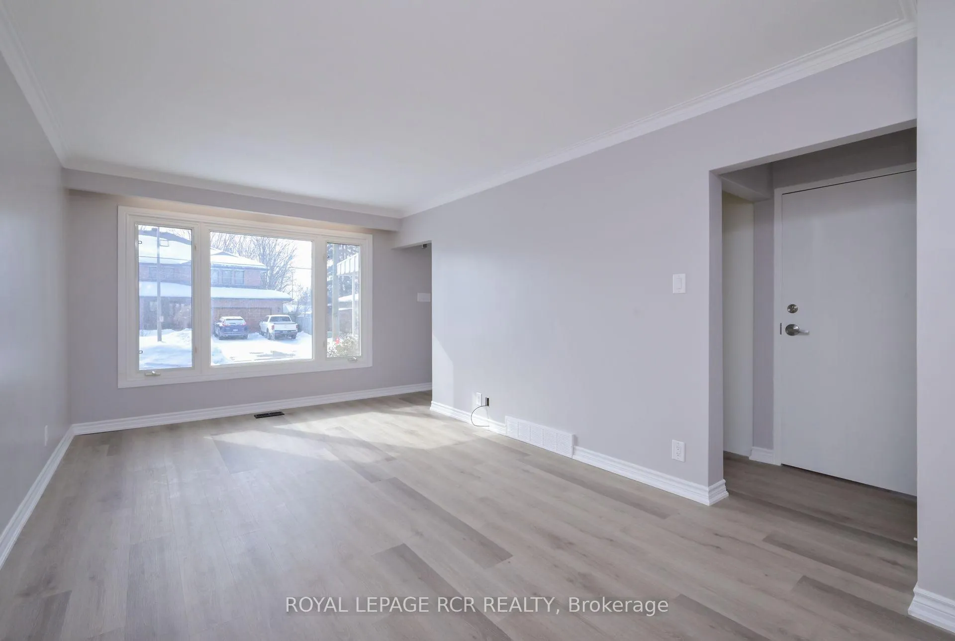 Photo 9 of 62 Nelson Street E, New Tecumseth, Alliston — HOMEH