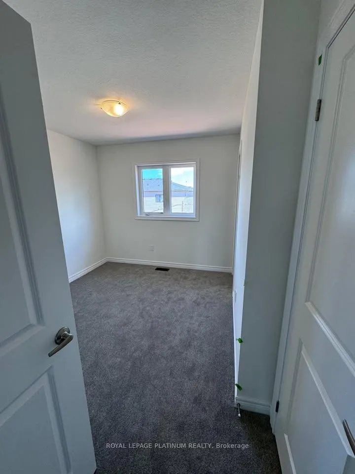 Photo 11 of 10 Reid Avenue N, Hamilton, McQuesten — HOMEH