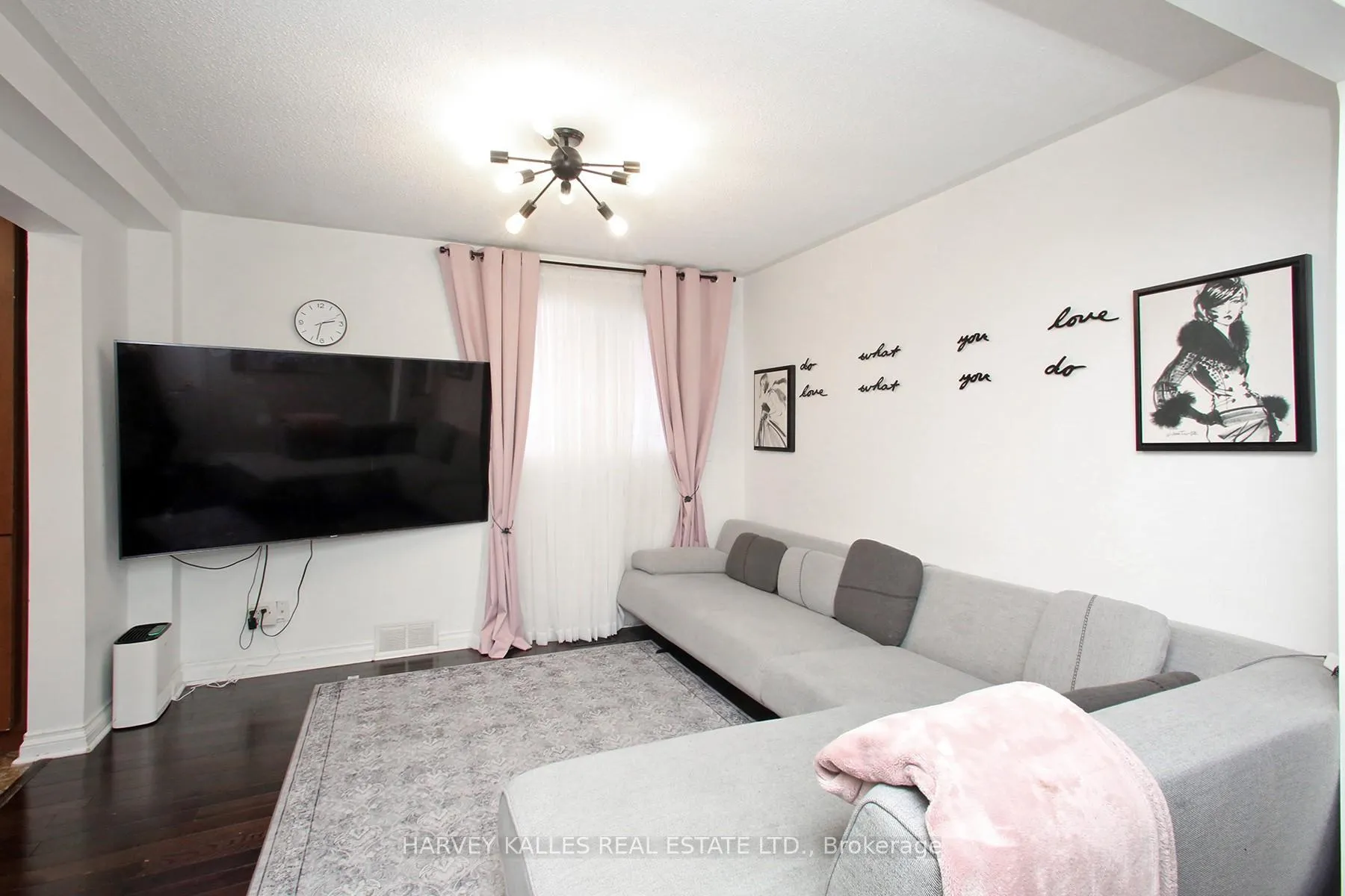 Photo 9 of 161 Romfield Circuit, Markham, Royal Orchard — HOMEH