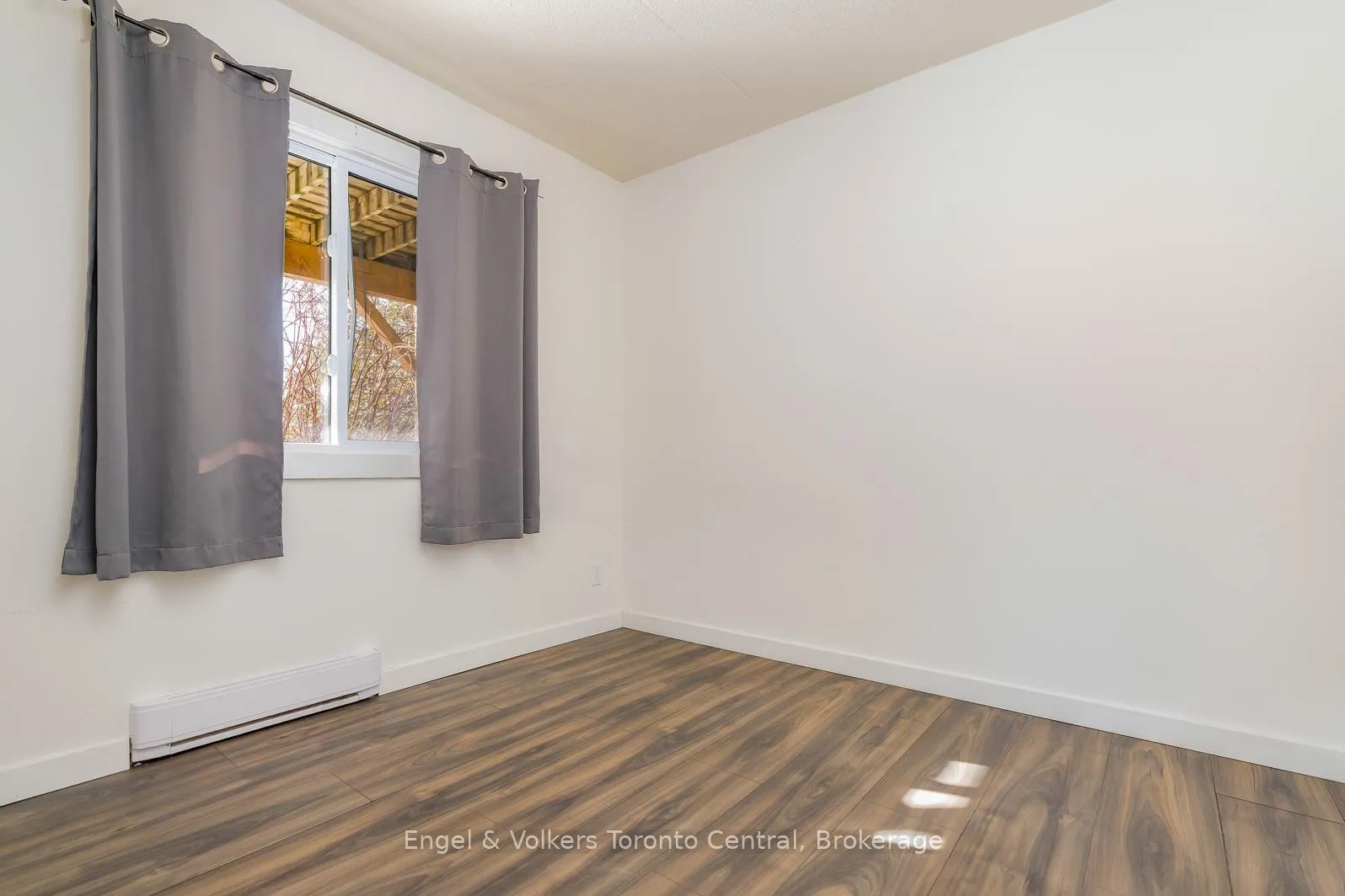 Photo 12 of Unit 22, 15 Dawson Drive, Collingwood — HOMEH