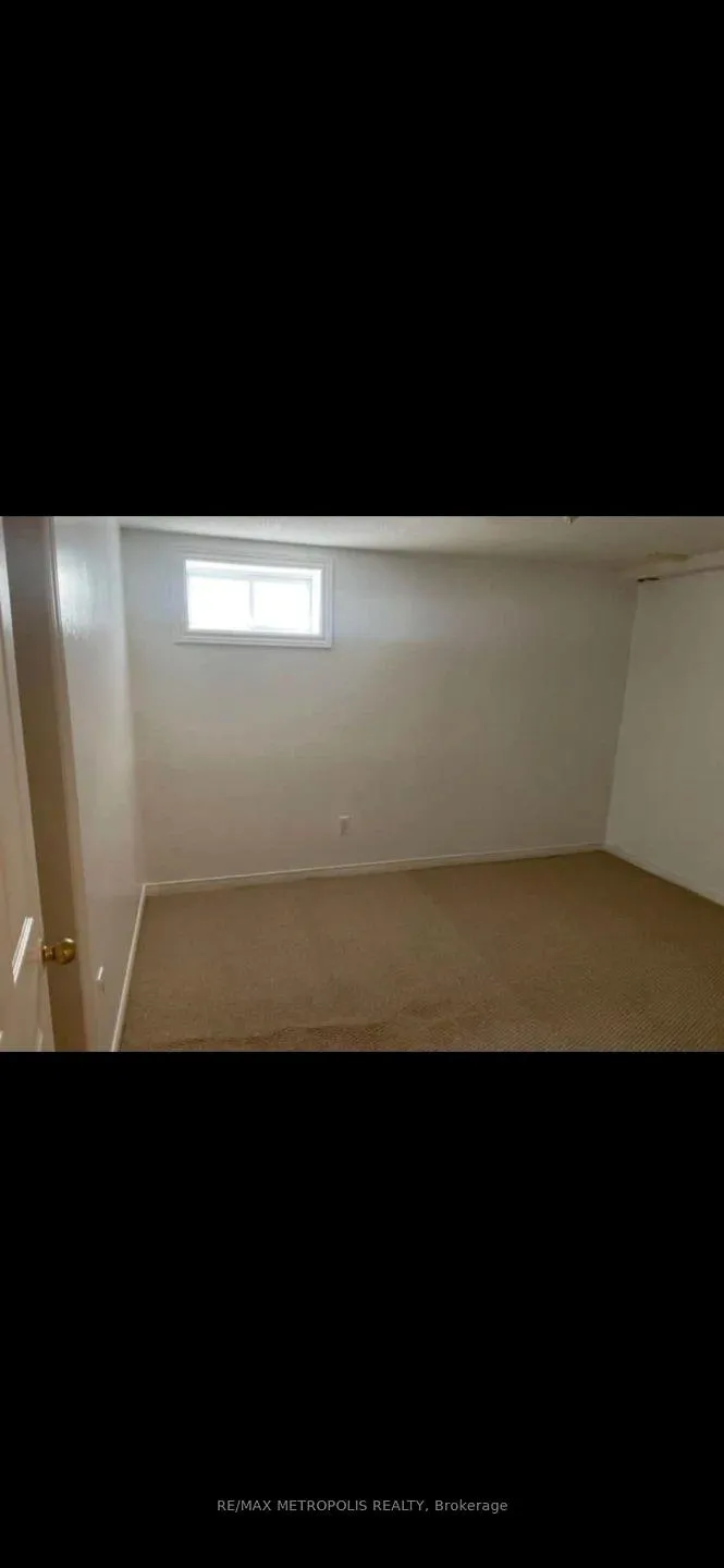 Photo 7 of Unit BSMT, 3244 Lawrence Avenue E, Scarborough, Woburn — HOMEH