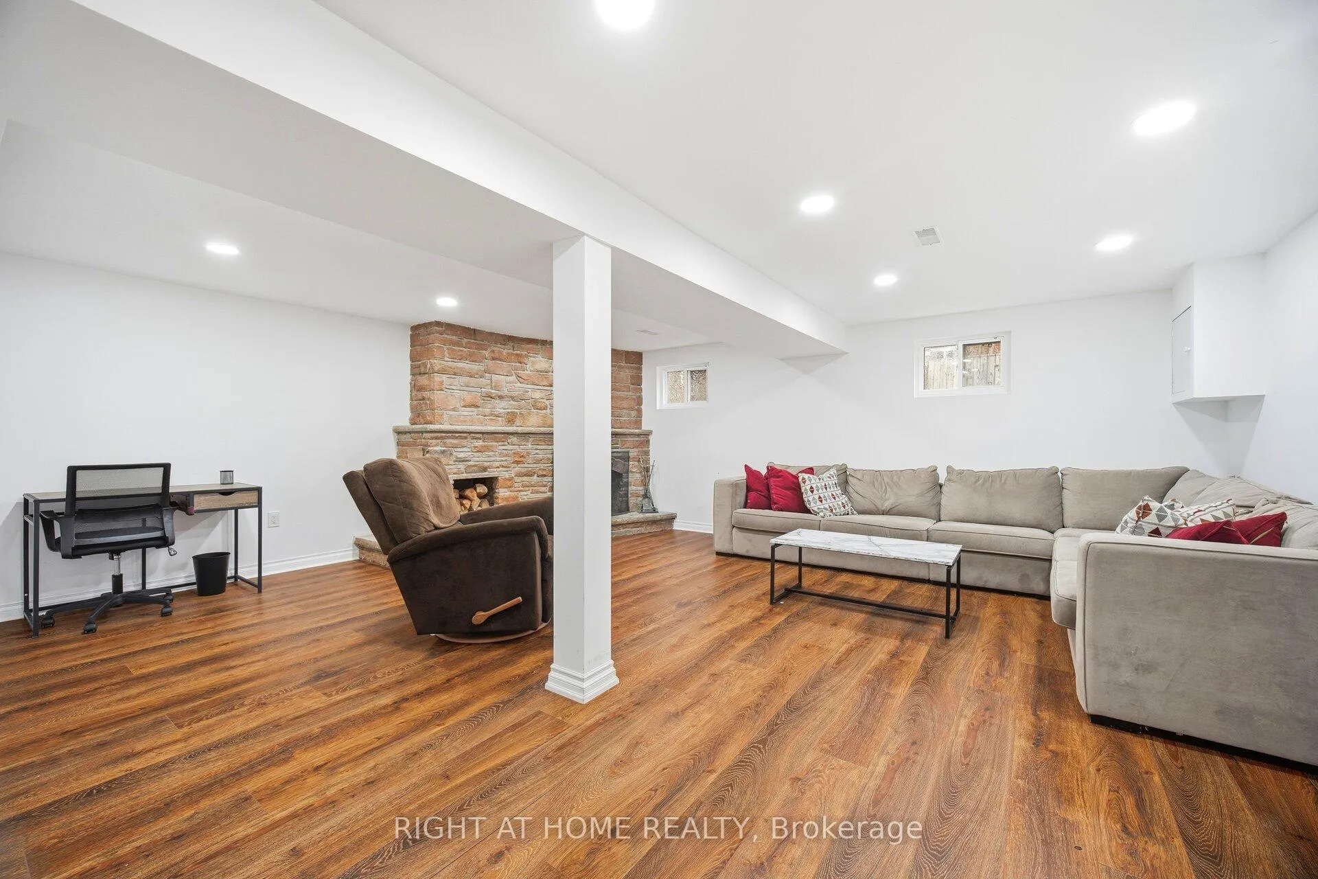 Photo 30 of 423 Melores Drive, Burlington, Appleby — HOMEH