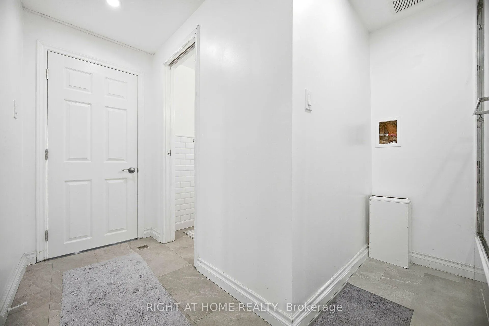 Photo 39 of 423 Melores Drive, Burlington, Appleby — HOMEH