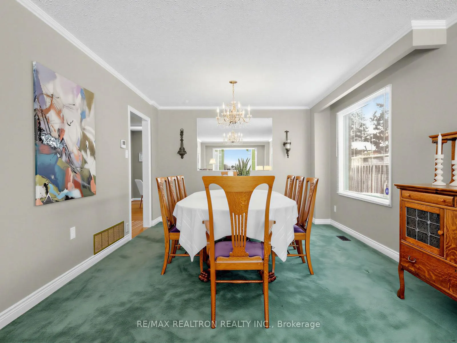 Photo 10 of 35 Sir Galahad Place, Markham, Markham Village — HOMEH