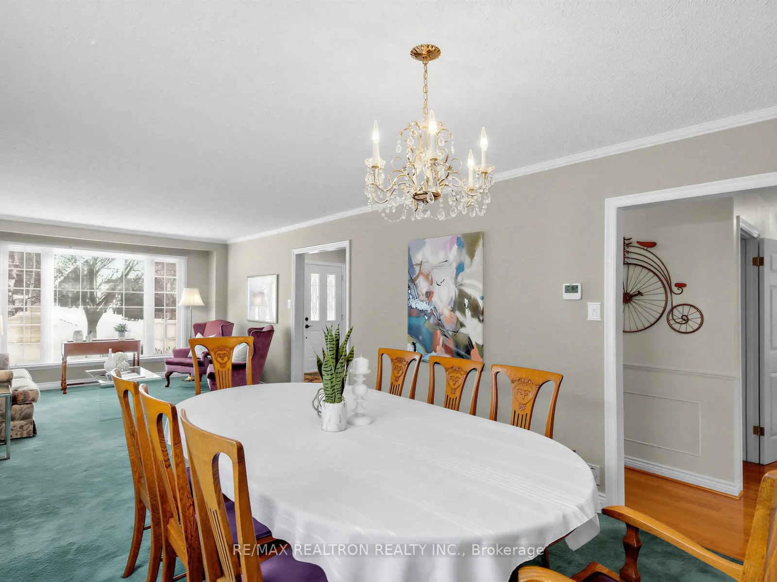Photo 11 of 35 Sir Galahad Place, Markham, Markham Village — HOMEH