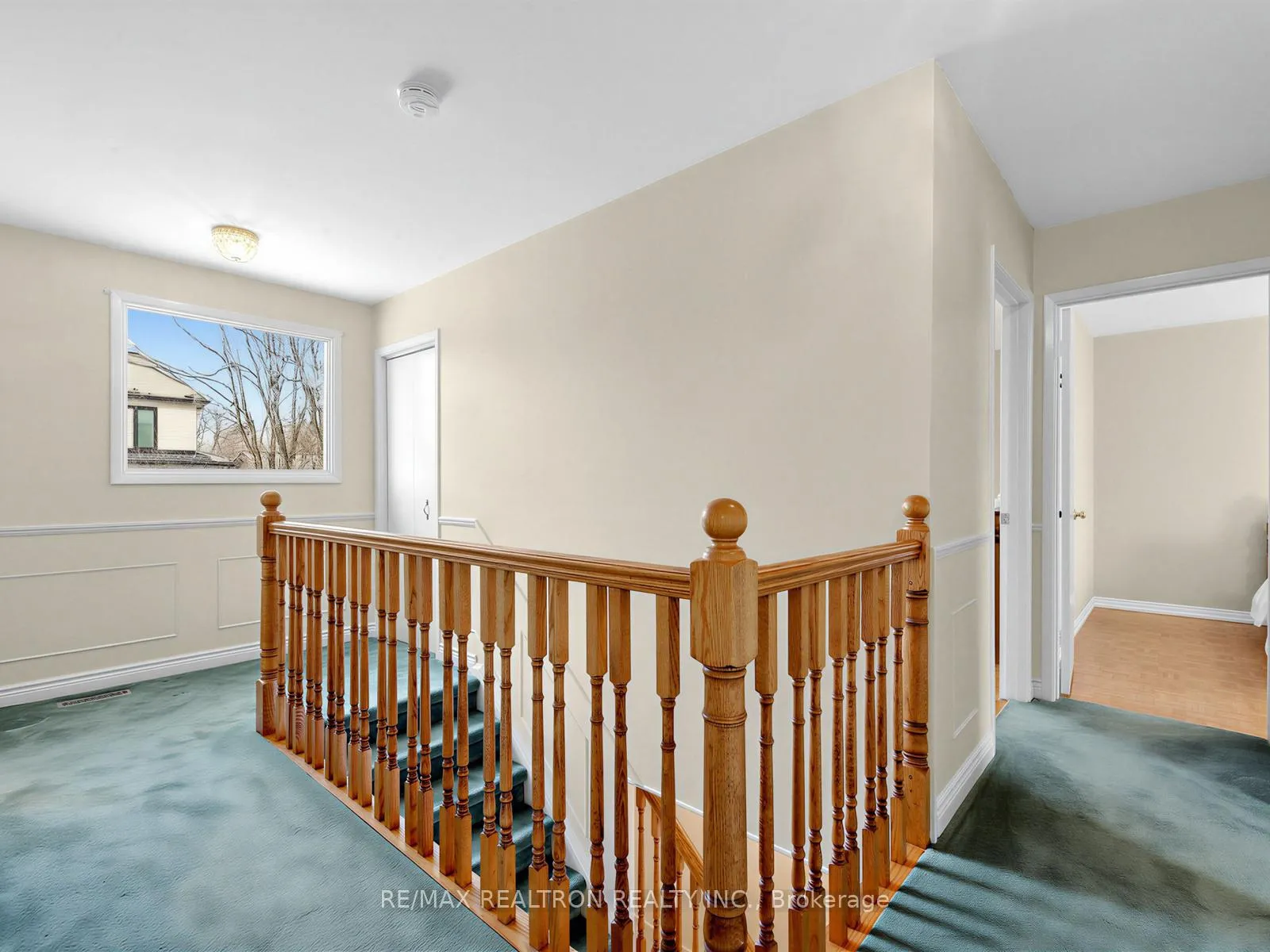 Photo 21 of 35 Sir Galahad Place, Markham, Markham Village — HOMEH