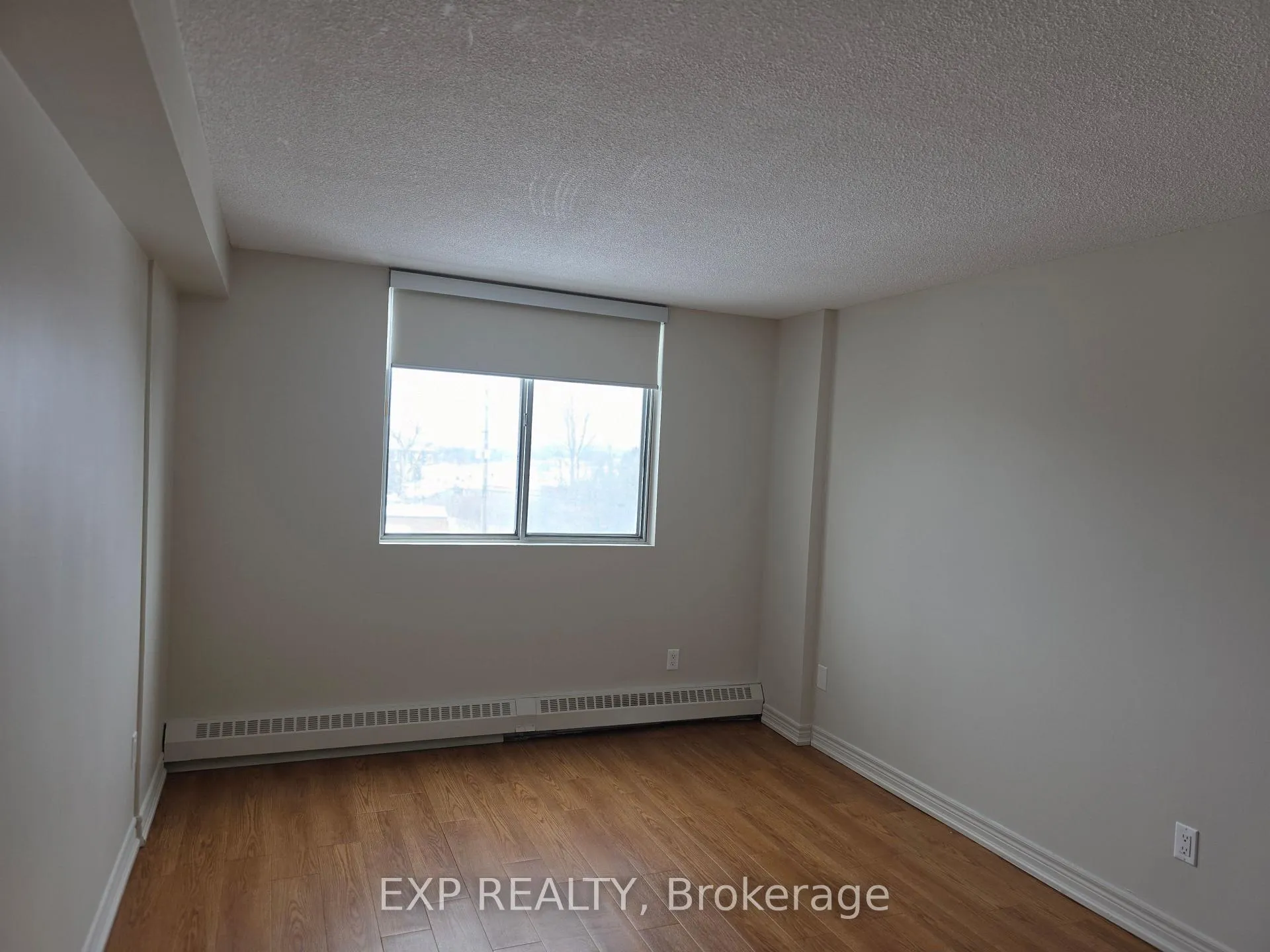 Photo 6 of Unit 511, 981 Gulf Place, Ottawa, Overbrook/Castle Heights — HOMEH