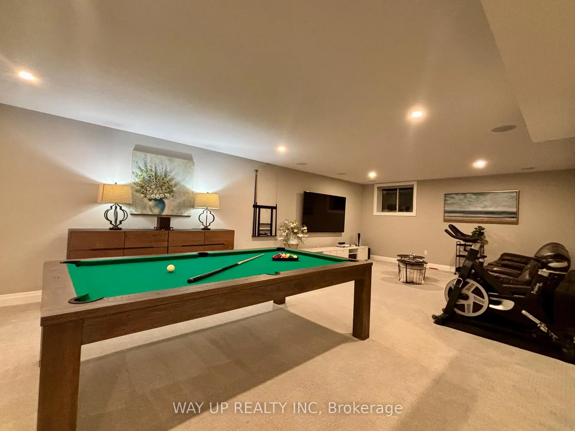 Photo 23 of 442 Warner Terrace, London, North R — HOMEH