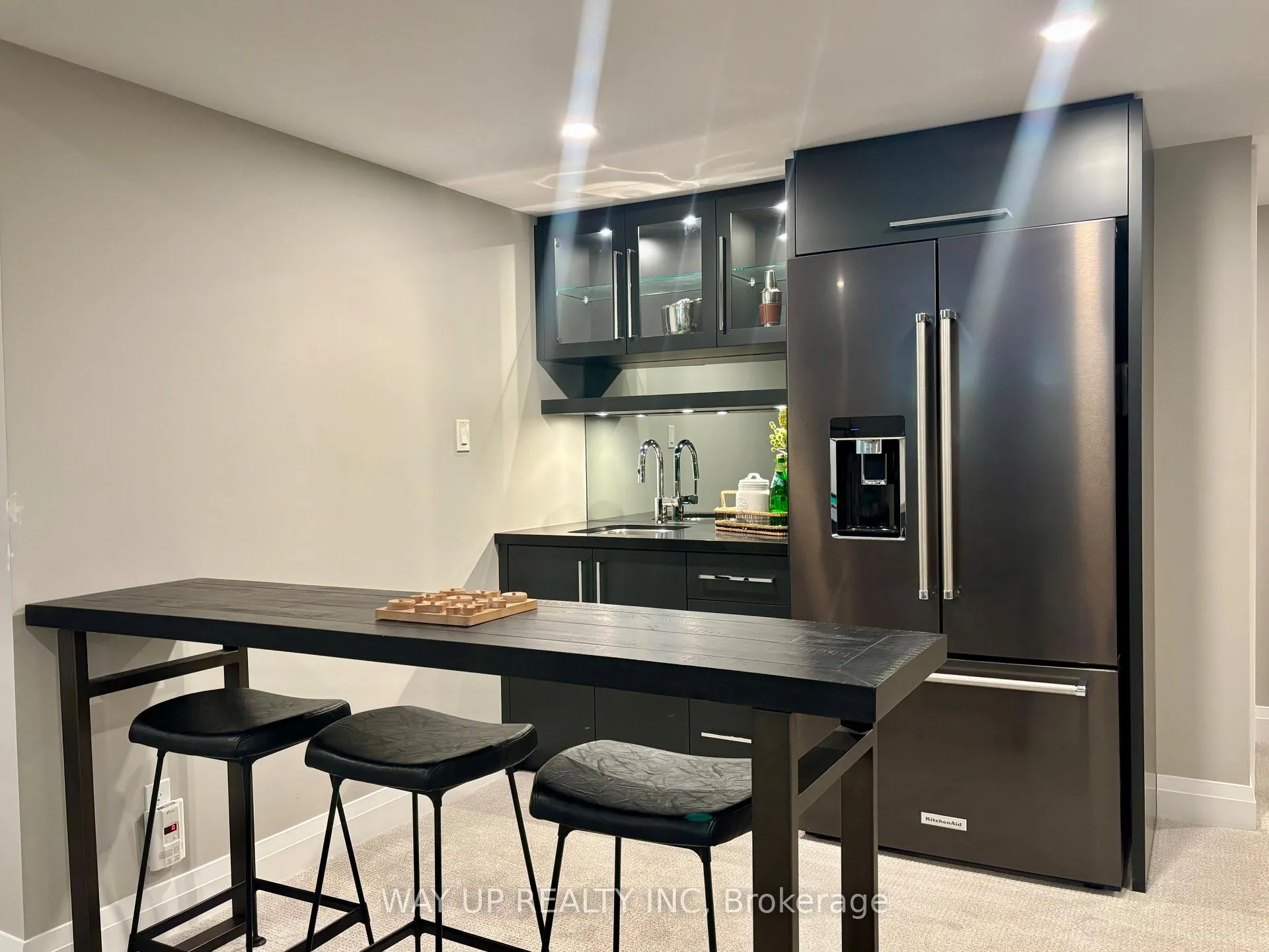 Photo 26 of 442 Warner Terrace, London, North R — HOMEH