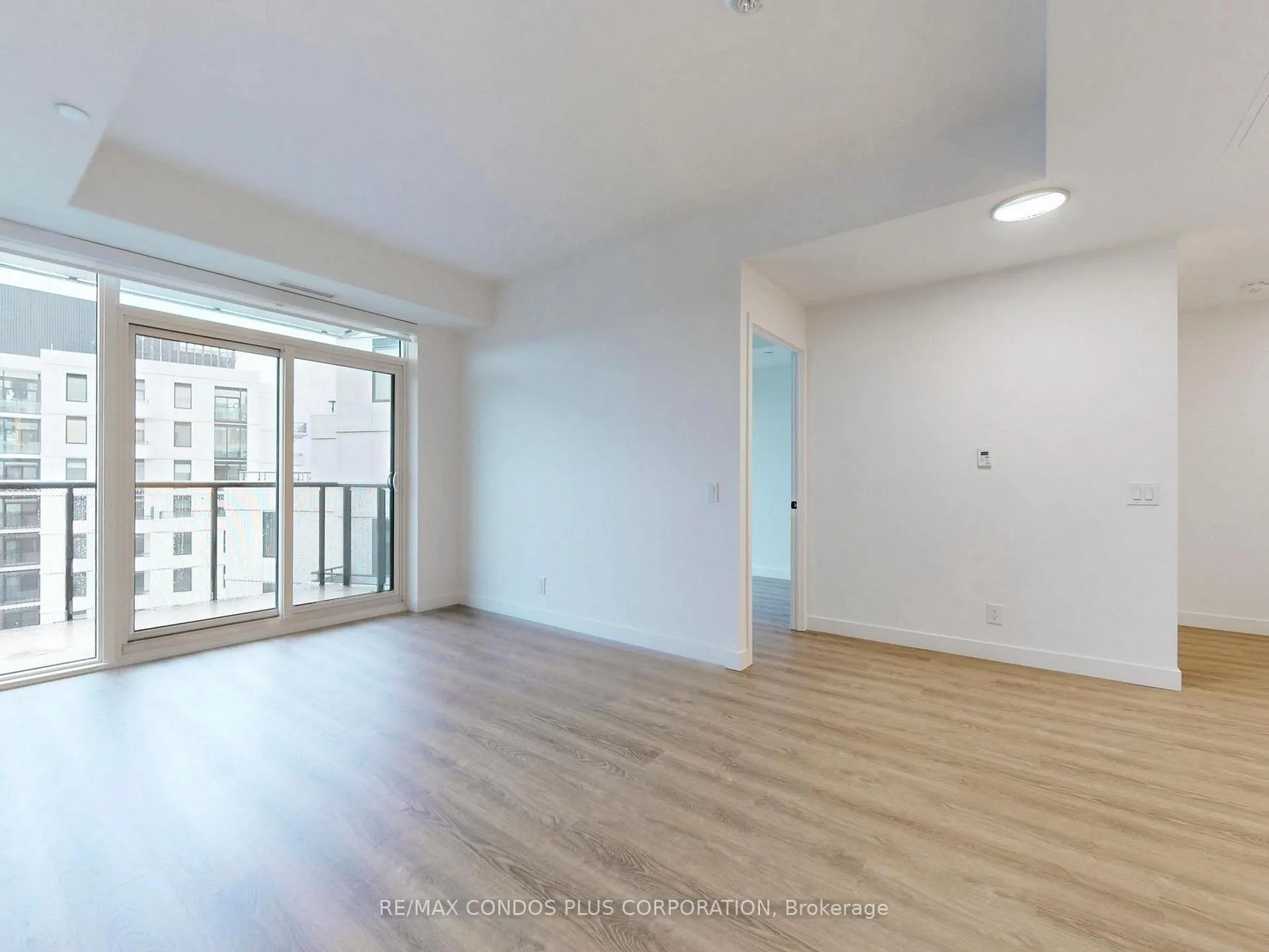 Photo 8 of Unit 1413, 1050 Eastern Avenue, Toronto, Greenwood-Coxwell — HOMEH