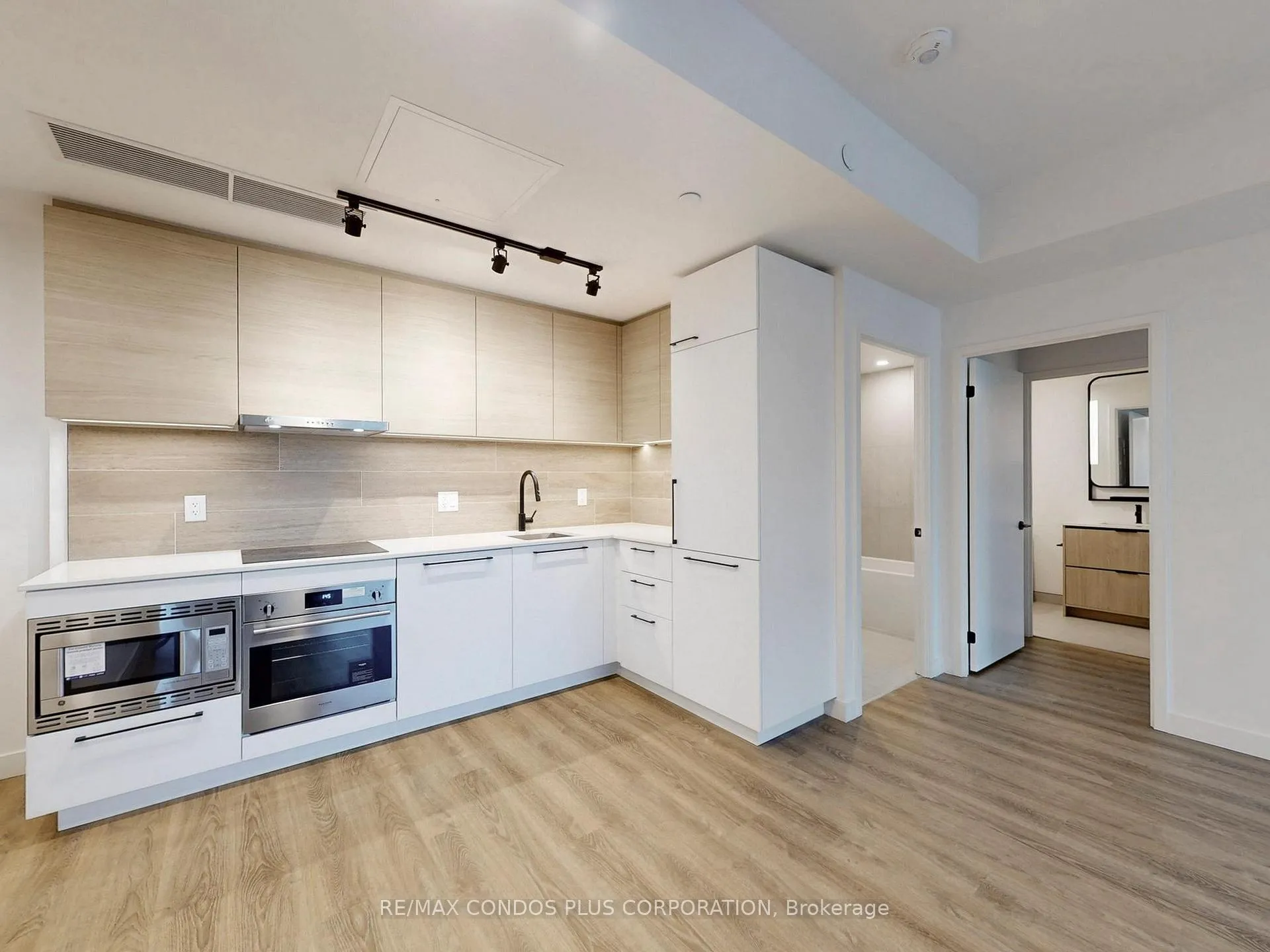 Photo 14 of Unit 1413, 1050 Eastern Avenue, Toronto, Greenwood-Coxwell — HOMEH