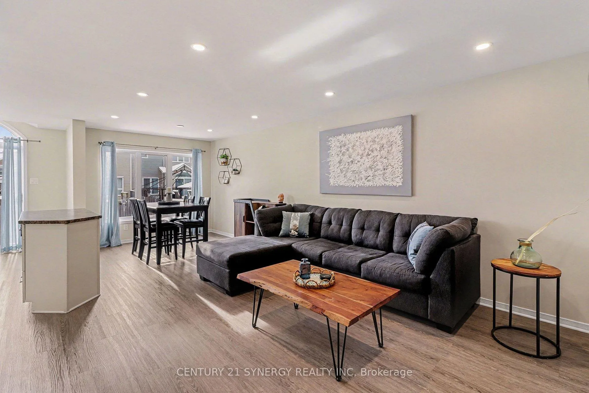 Photo 4 of 322 Selene Way, Ottawa, Avalon East — HOMEH
