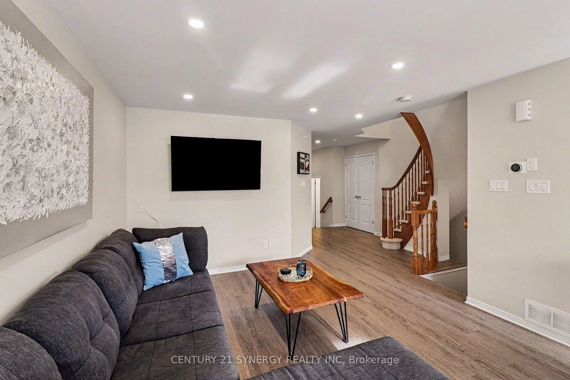 Photo 6 of 322 Selene Way, Ottawa, Avalon East — HOMEH