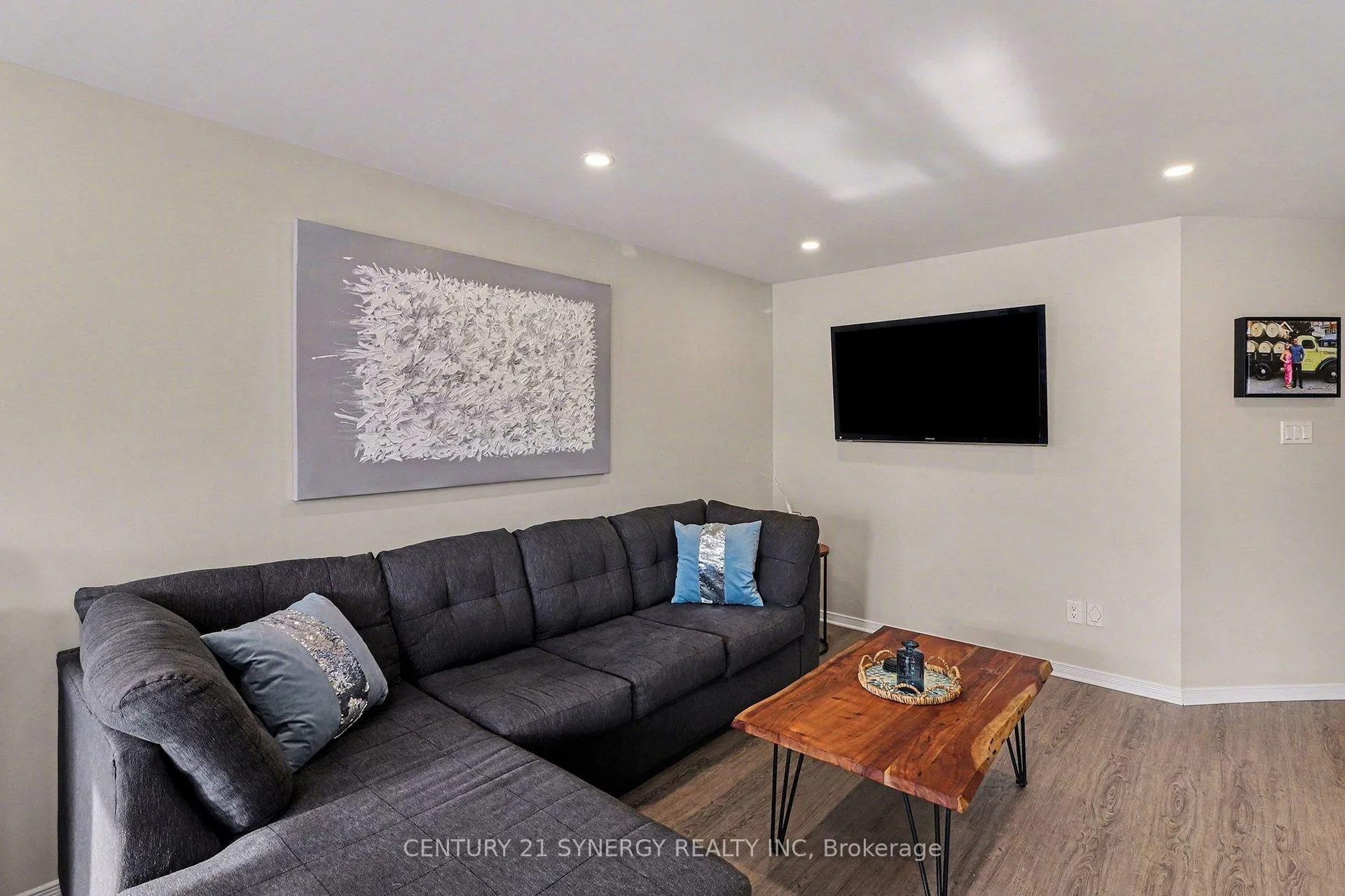 Photo 7 of 322 Selene Way, Ottawa, Avalon East — HOMEH