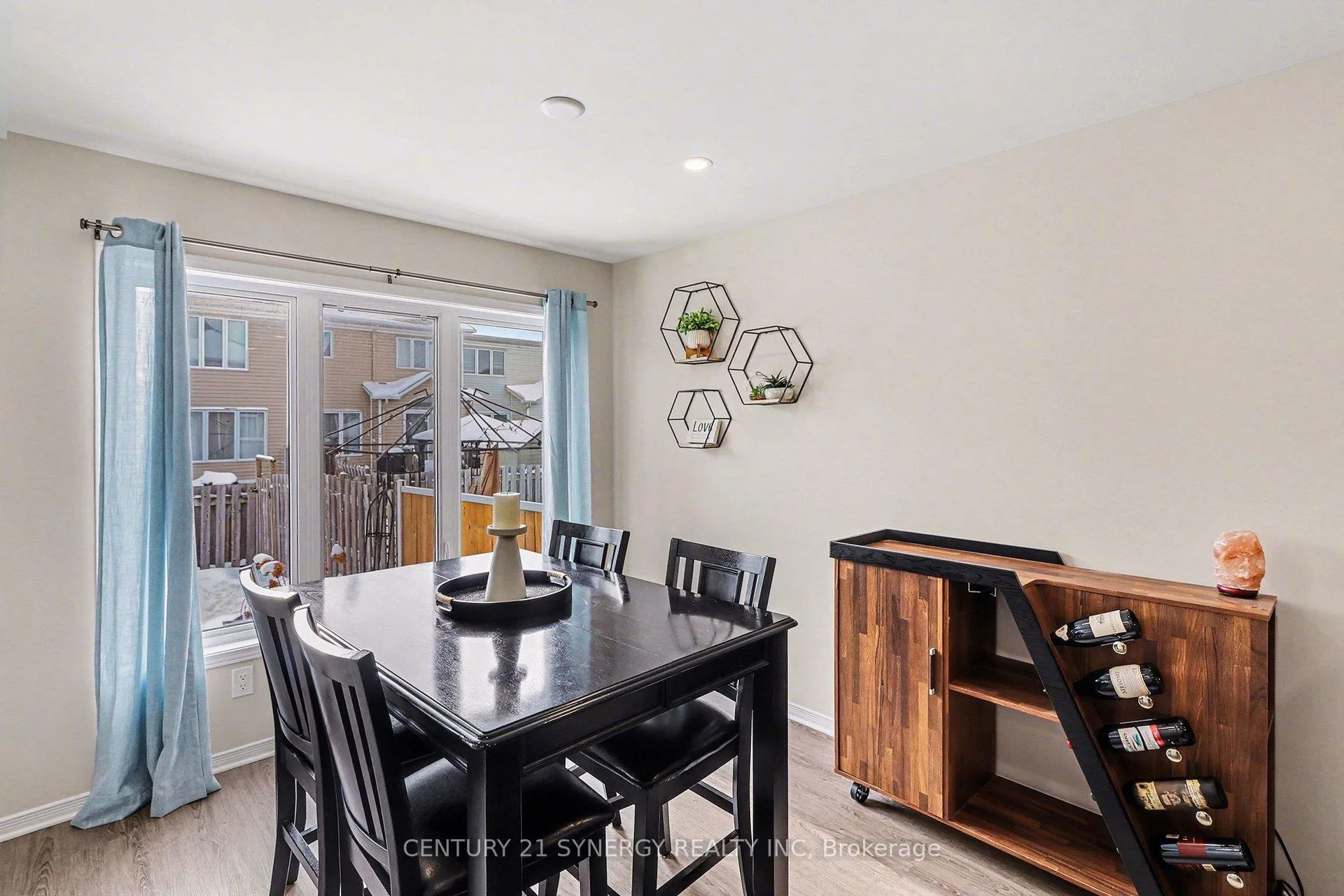 Photo 10 of 322 Selene Way, Ottawa, Avalon East — HOMEH