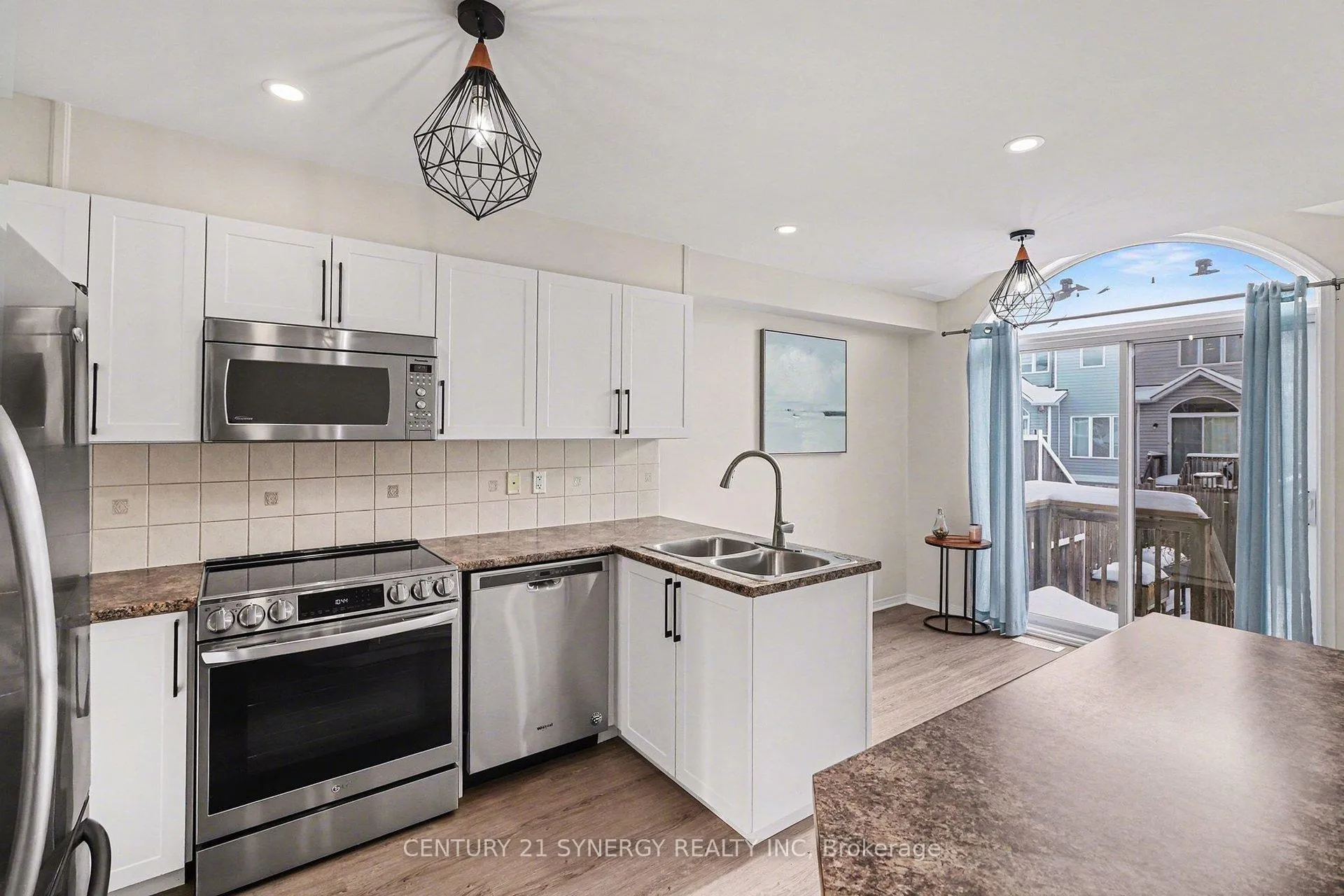 Photo 11 of 322 Selene Way, Ottawa, Avalon East — HOMEH
