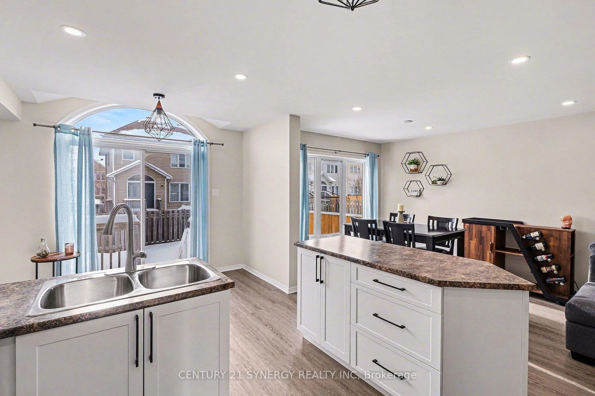 Photo 12 of 322 Selene Way, Ottawa, Avalon East — HOMEH