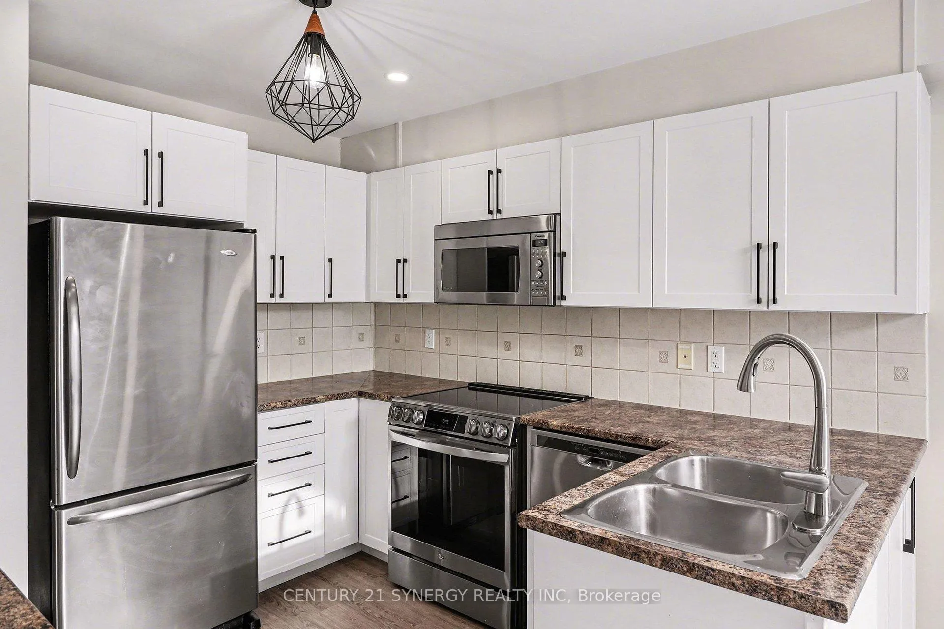Photo 13 of 322 Selene Way, Ottawa, Avalon East — HOMEH