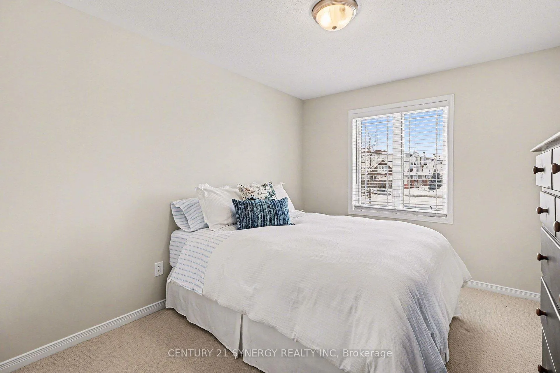 Photo 18 of 322 Selene Way, Ottawa, Avalon East — HOMEH